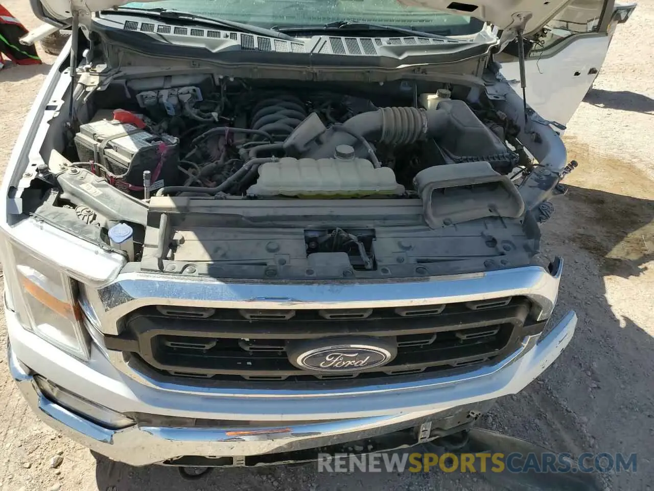 11 Photograph of a damaged car 1FTFW1E54NFC29367 FORD F-150 2022