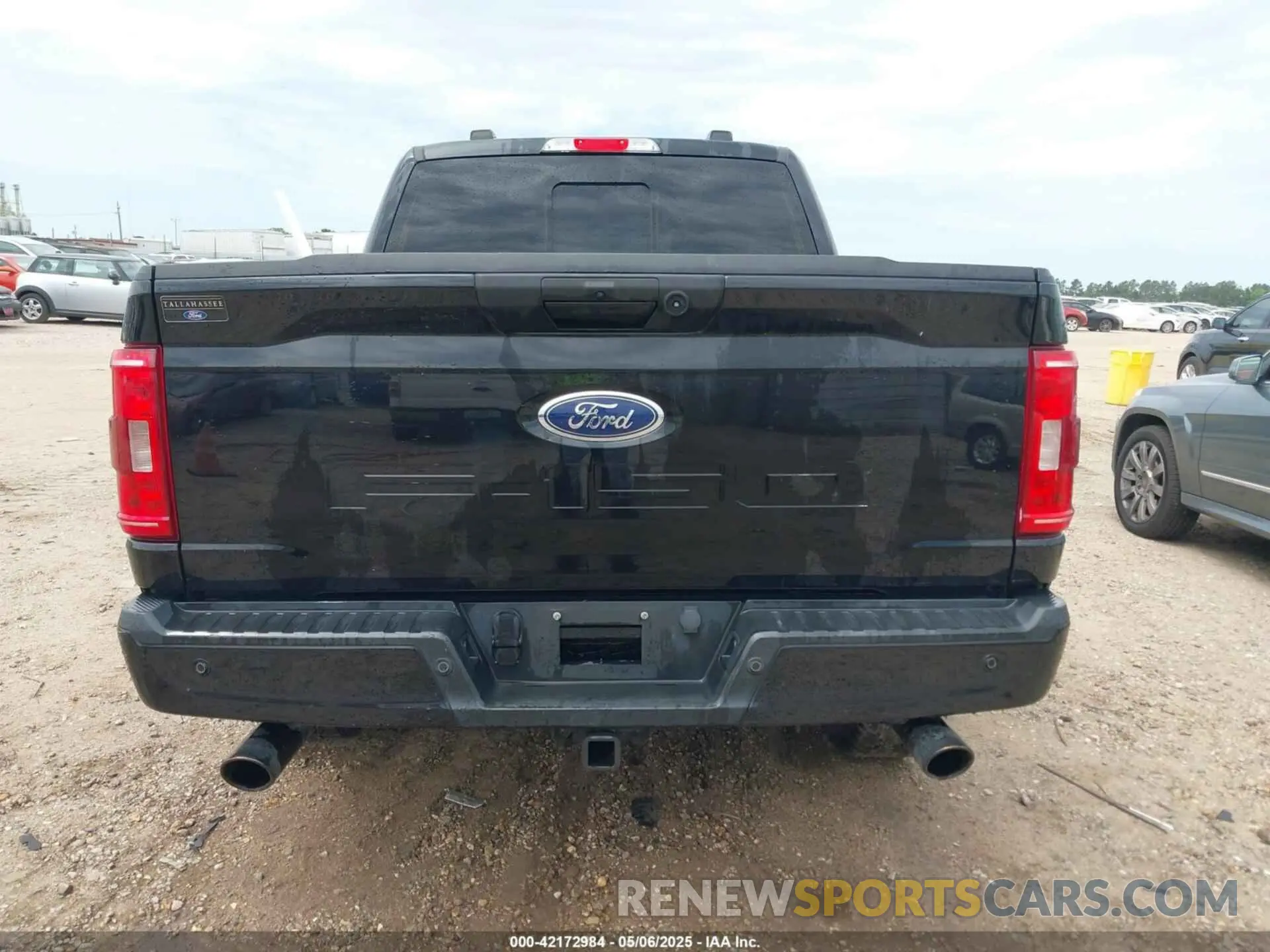 16 Photograph of a damaged car 1FTFW1E54NKD48785 FORD F-150 2022