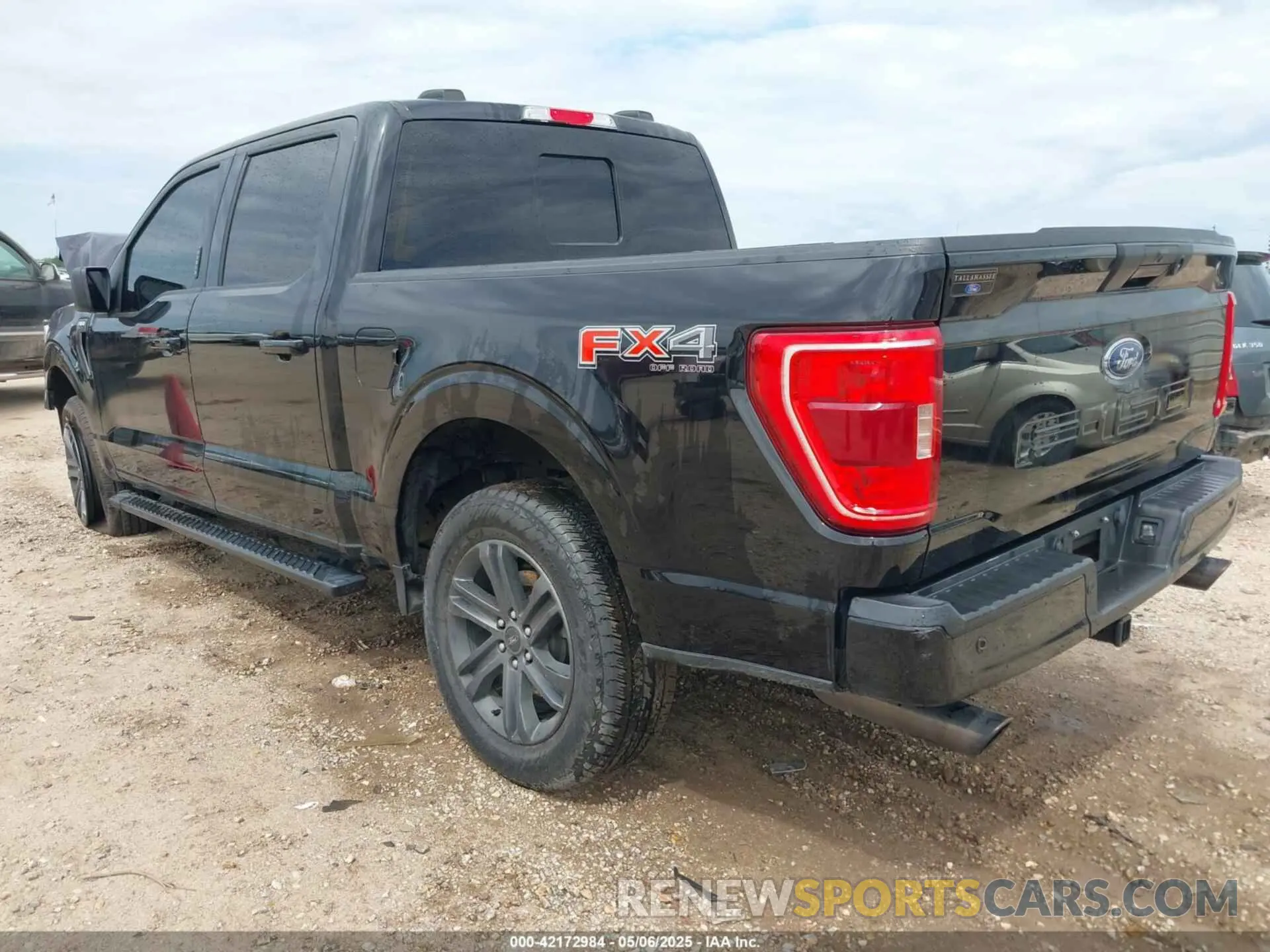 3 Photograph of a damaged car 1FTFW1E54NKD48785 FORD F-150 2022