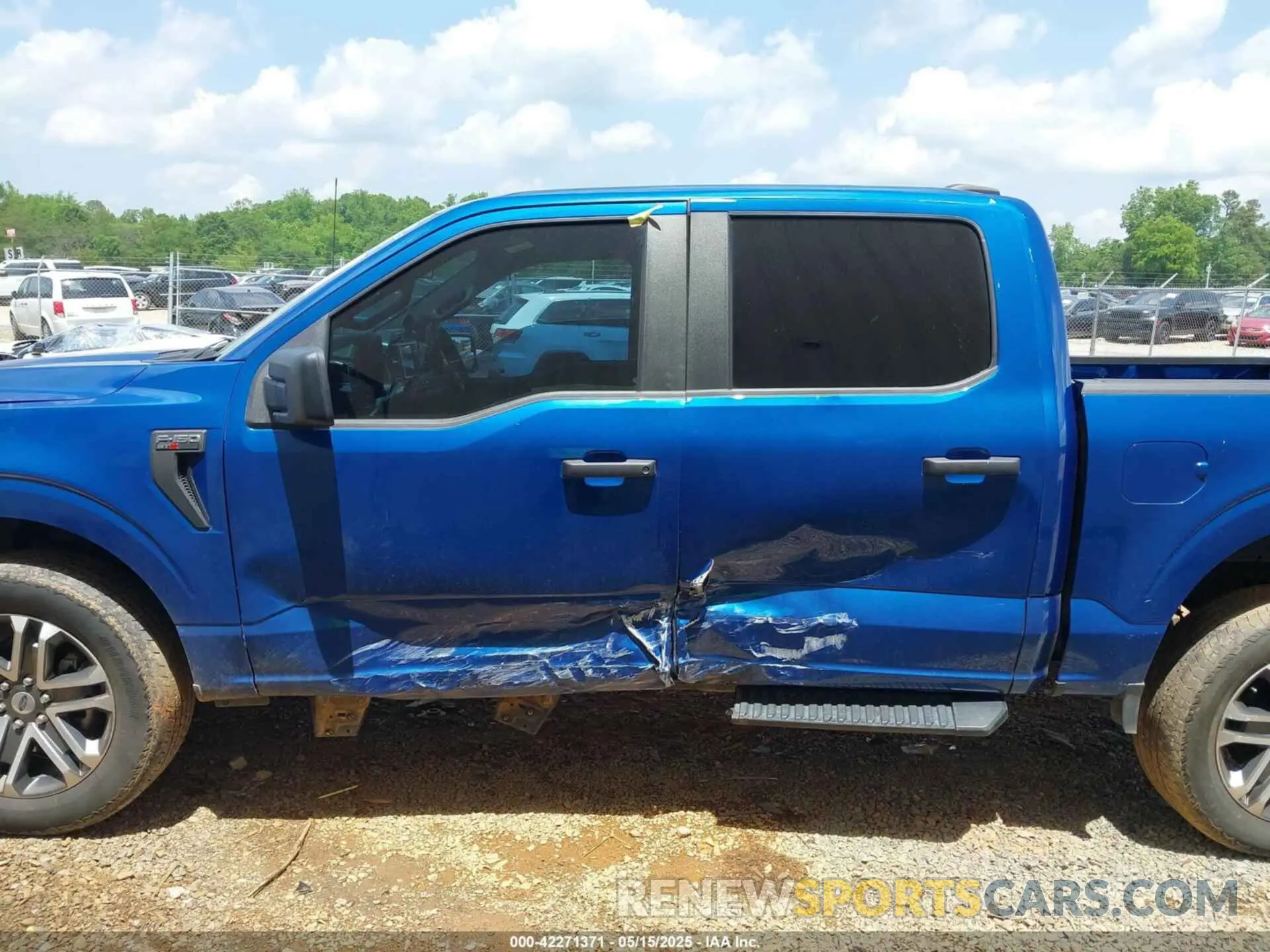 14 Photograph of a damaged car 1FTFW1E54NKE51852 FORD F-150 2022