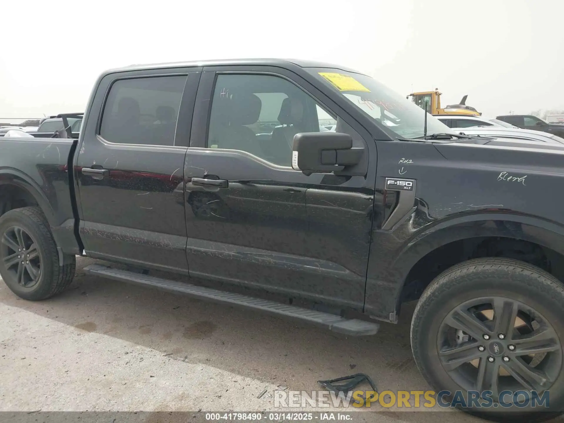 13 Photograph of a damaged car 1FTFW1E55NFA66924 FORD F-150 2022