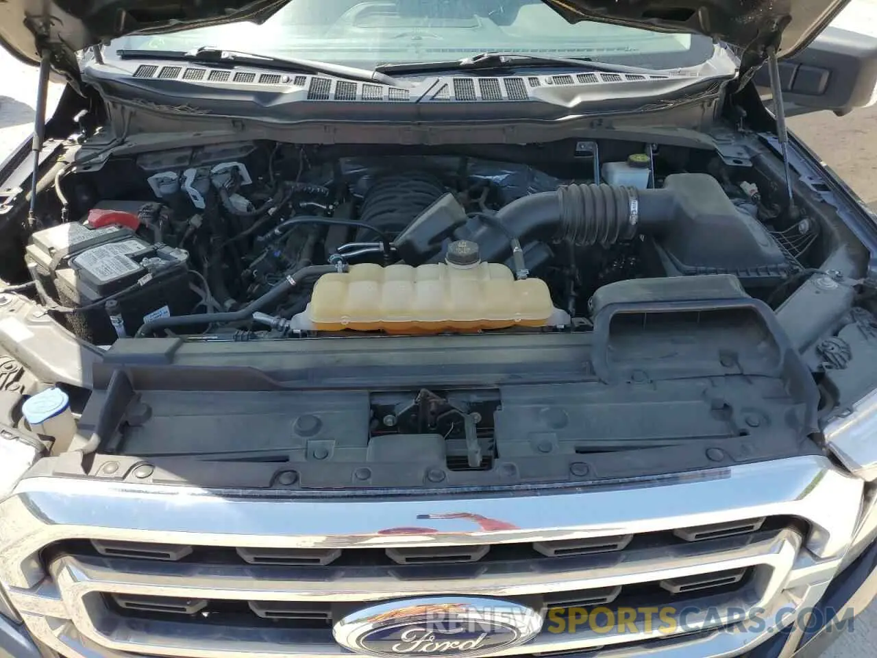 11 Photograph of a damaged car 1FTFW1E55NFB13918 FORD F-150 2022