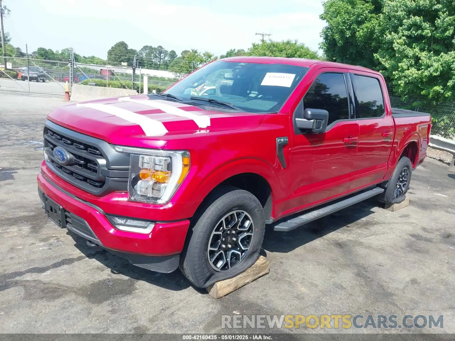 2 Photograph of a damaged car 1FTFW1E56NKE44269 FORD F-150 2022