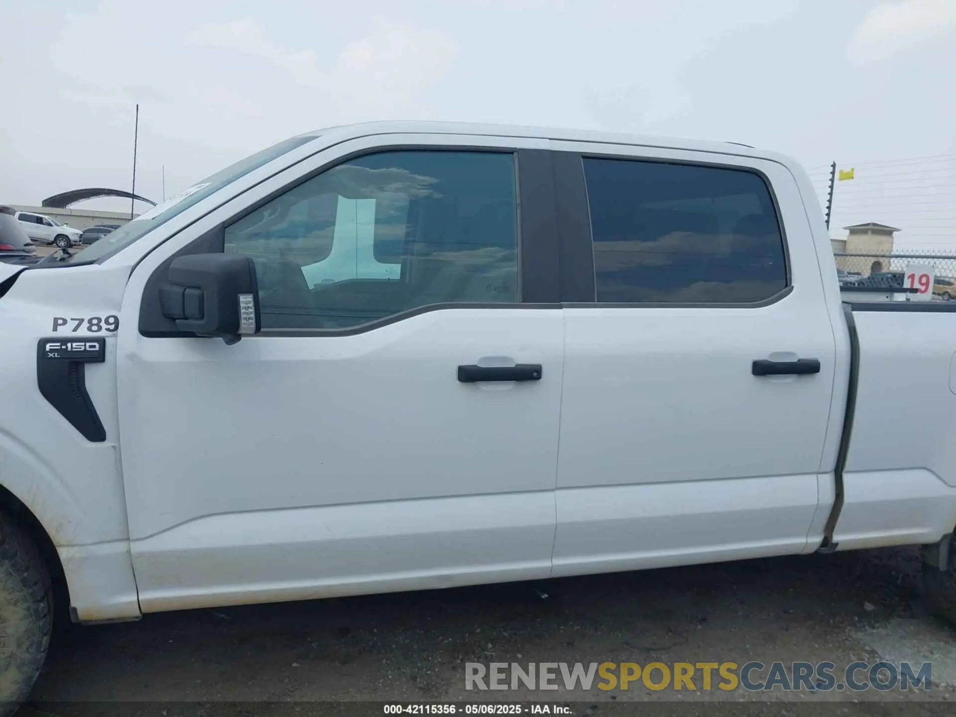 14 Photograph of a damaged car 1FTFW1E57NKE11717 FORD F-150 2022