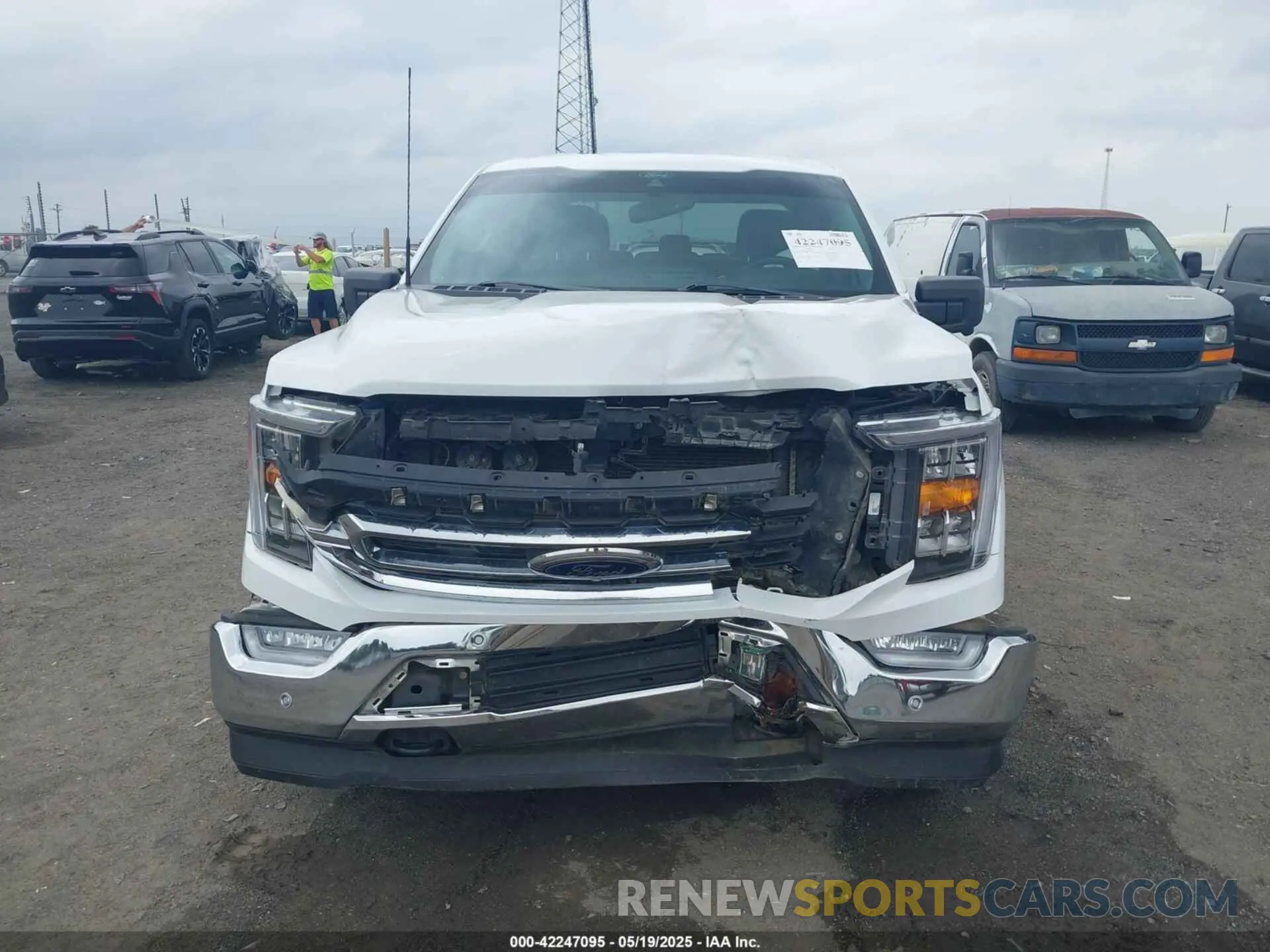 13 Photograph of a damaged car 1FTFW1E58NFA24019 FORD F-150 2022