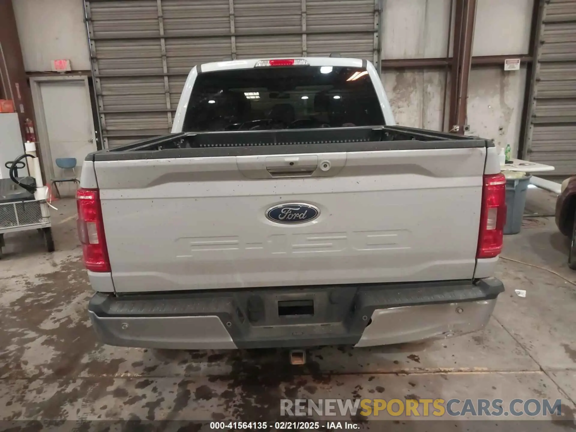 16 Photograph of a damaged car 1FTFW1E59NKD48281 FORD F-150 2022