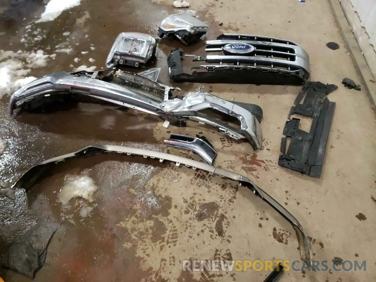 12 Photograph of a damaged car 1FTFW1E59NKD67011 FORD F-150 2022