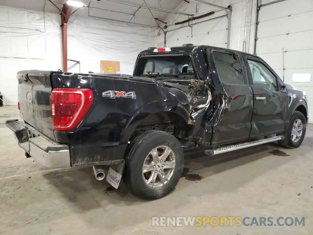 3 Photograph of a damaged car 1FTFW1E5XNFA38990 FORD F-150 2022