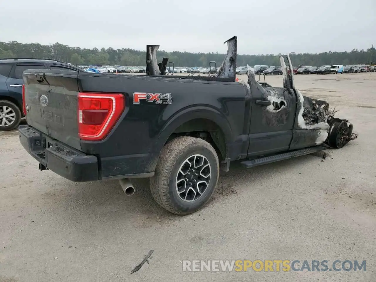 3 Photograph of a damaged car 1FTFW1E5XNFB10805 FORD F-150 2022