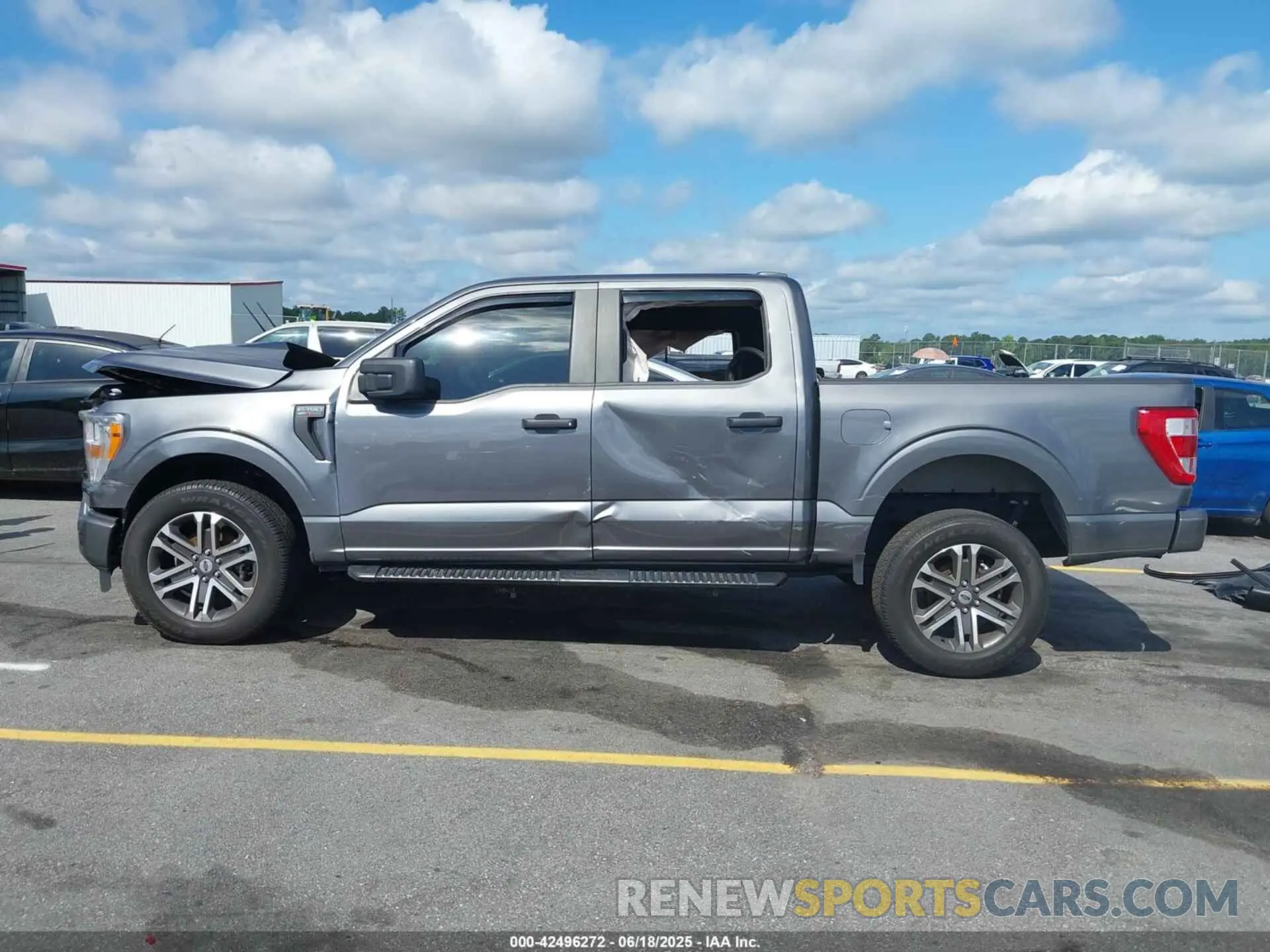 15 Photograph of a damaged car 1FTFW1E80NFB25405 FORD F-150 2022