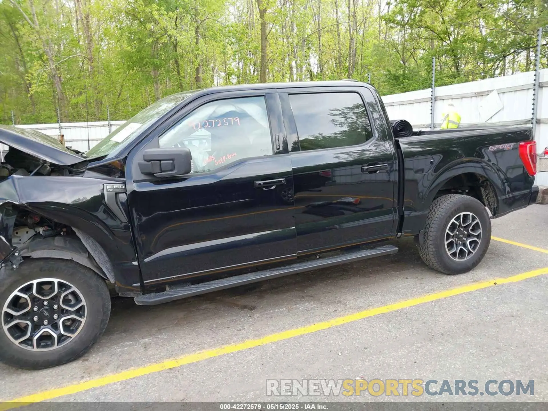 14 Photograph of a damaged car 1FTFW1E82NKE35059 FORD F-150 2022