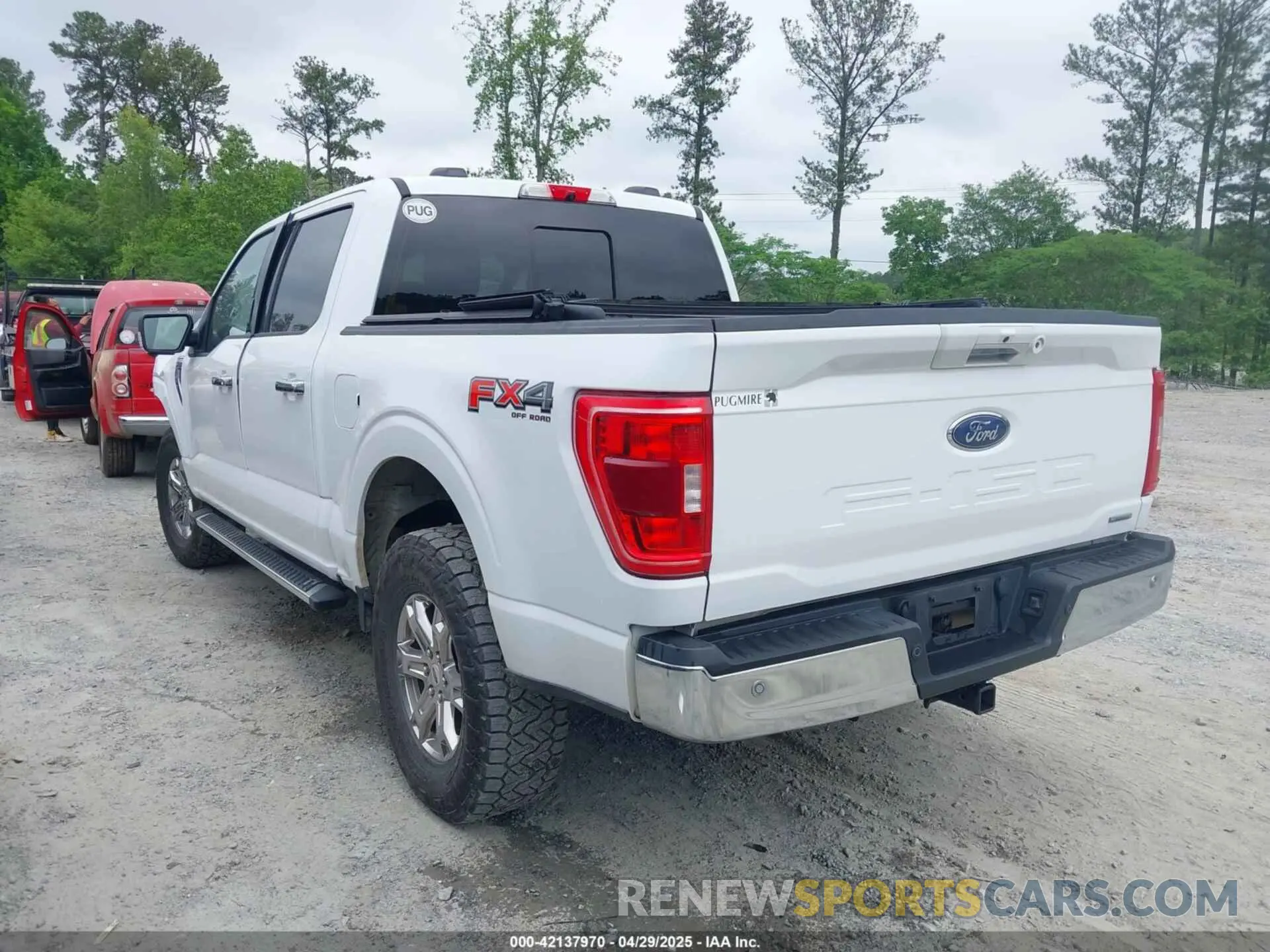 13 Photograph of a damaged car 1FTFW1E83NFA83814 FORD F-150 2022