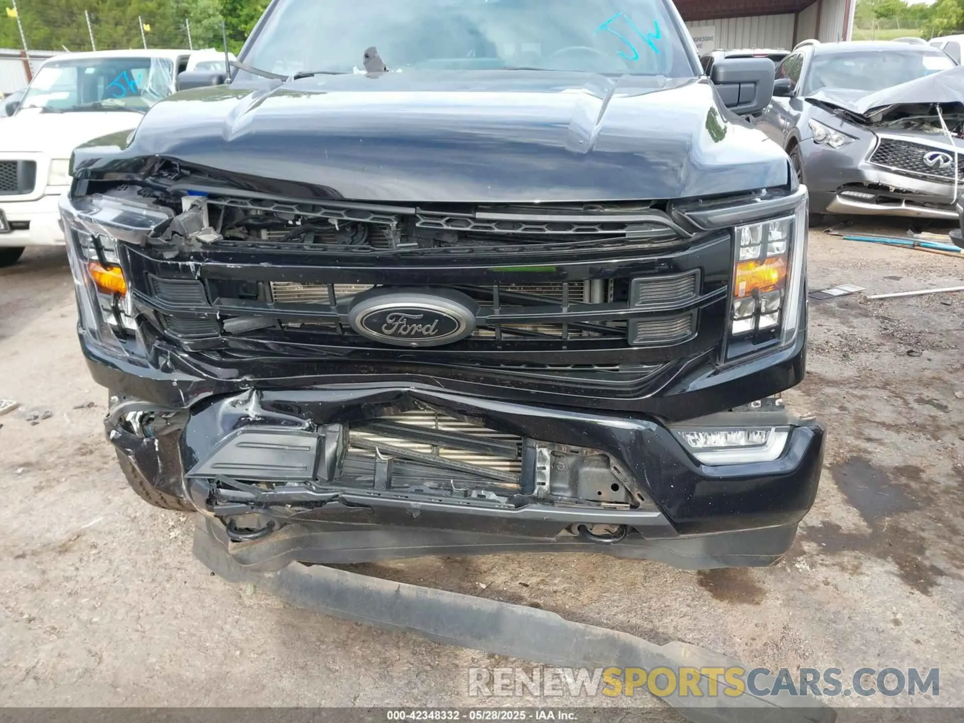 13 Photograph of a damaged car 1FTFW1E83NFB84805 FORD F-150 2022