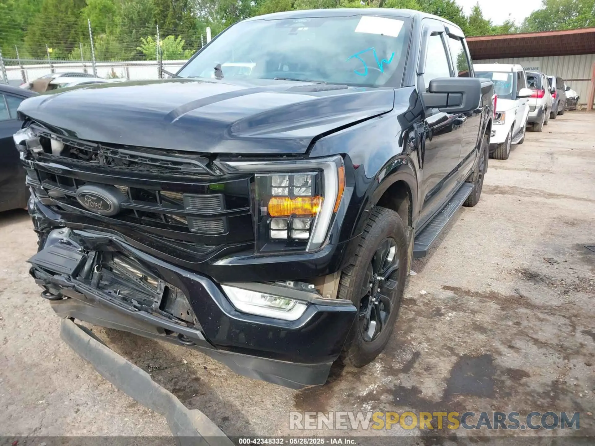 2 Photograph of a damaged car 1FTFW1E83NFB84805 FORD F-150 2022