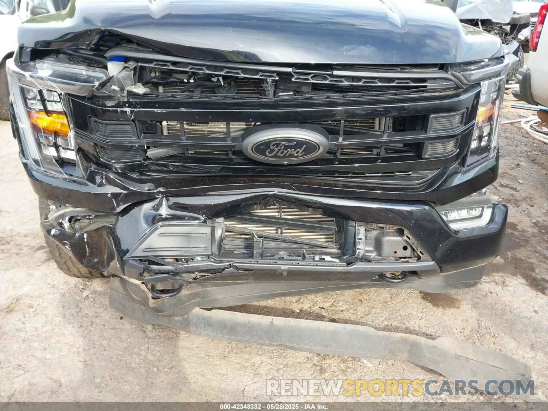 6 Photograph of a damaged car 1FTFW1E83NFB84805 FORD F-150 2022