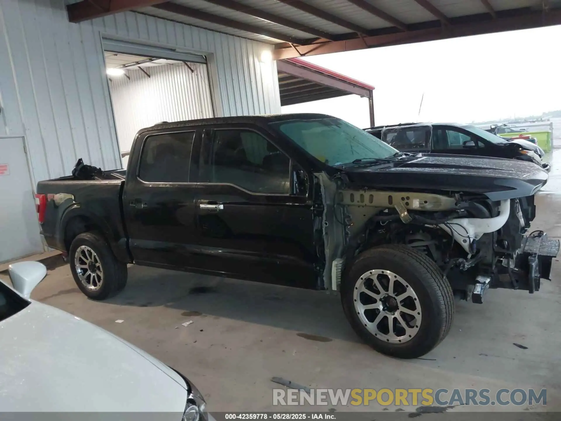 14 Photograph of a damaged car 1FTFW1E83NKD66608 FORD F-150 2022