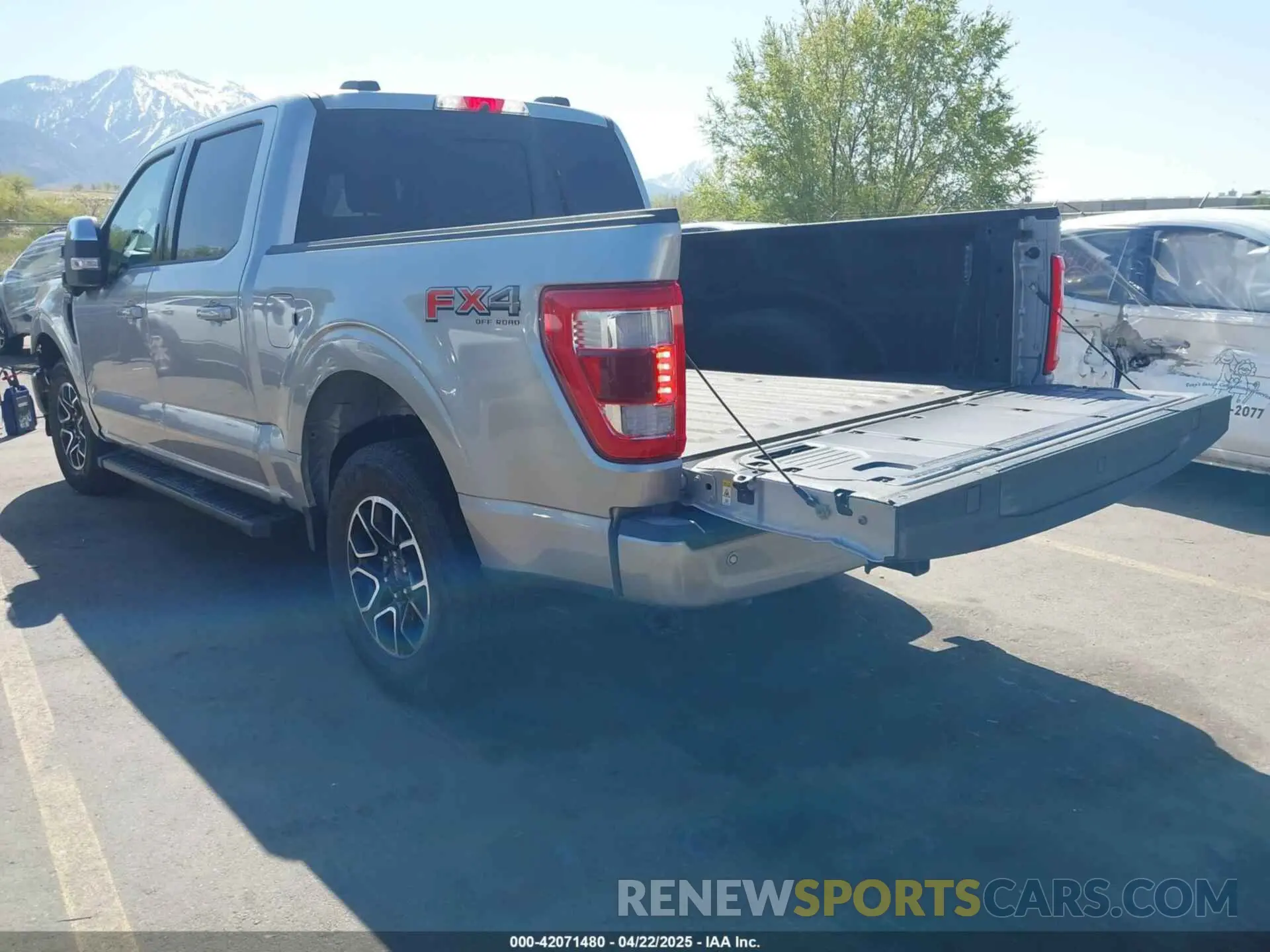 3 Photograph of a damaged car 1FTFW1E84NFC32330 FORD F-150 2022