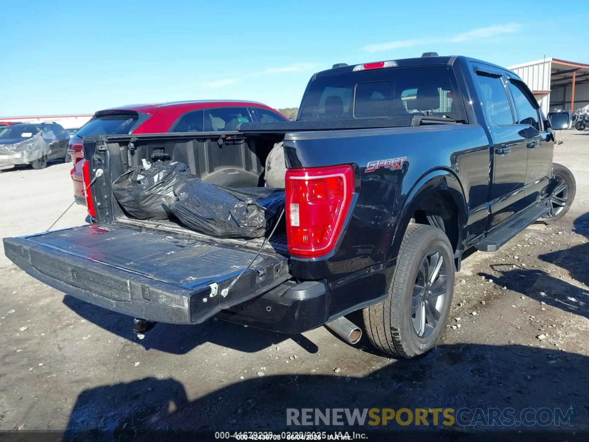 4 Photograph of a damaged car 1FTFW1E85NFA54282 FORD F-150 2022