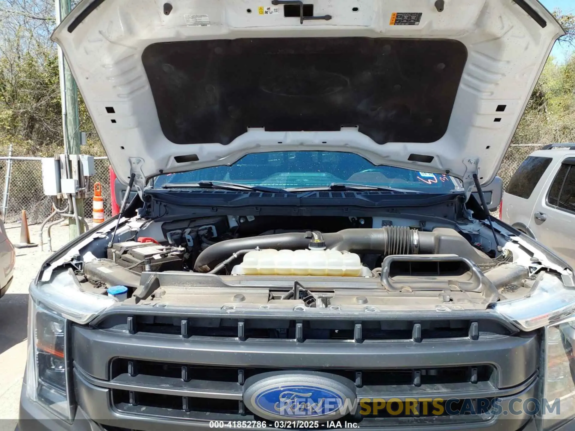 10 Photograph of a damaged car 1FTFW1E85NFB18918 FORD F-150 2022