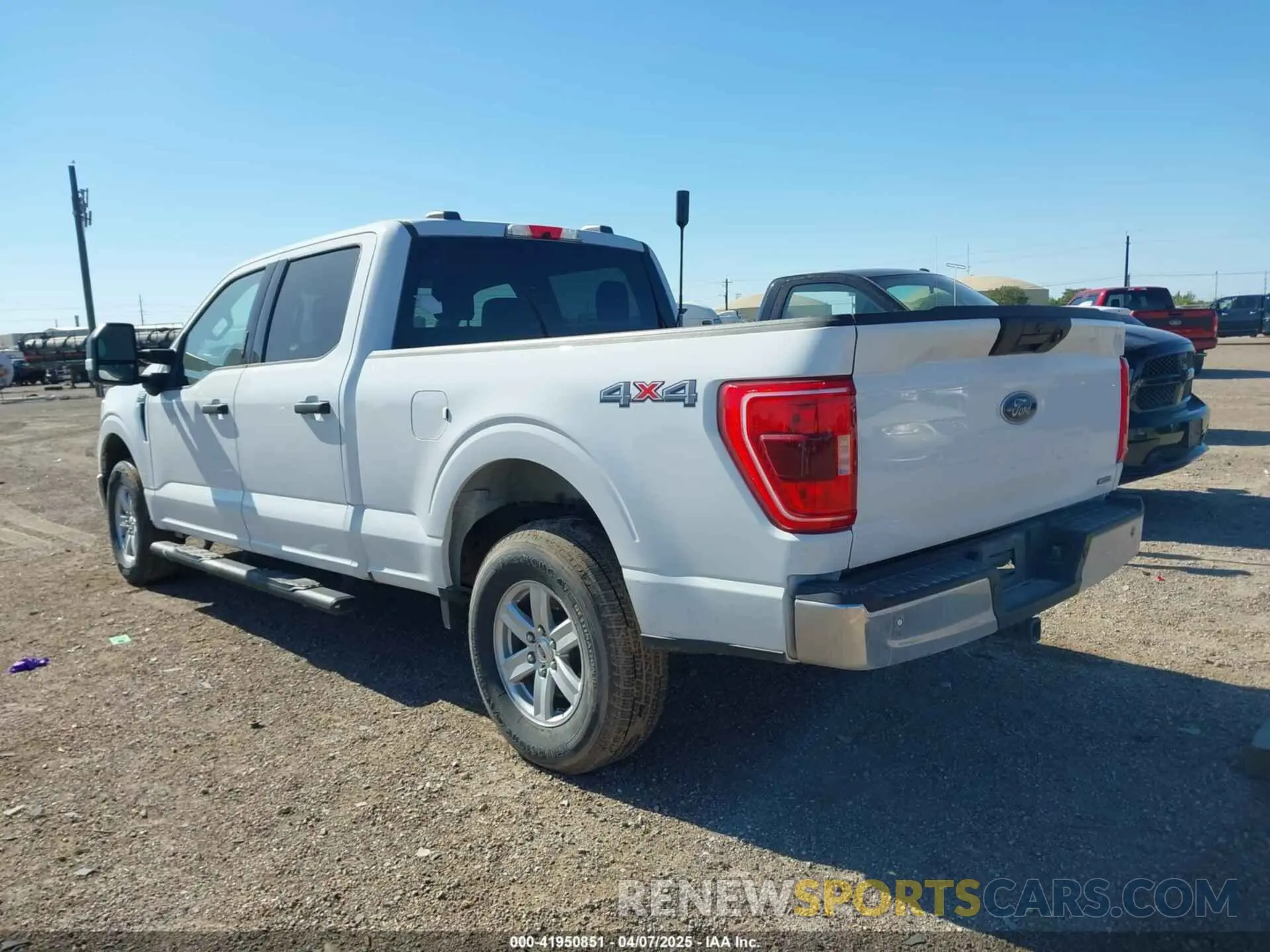 3 Photograph of a damaged car 1FTFW1E85NFB58593 FORD F-150 2022
