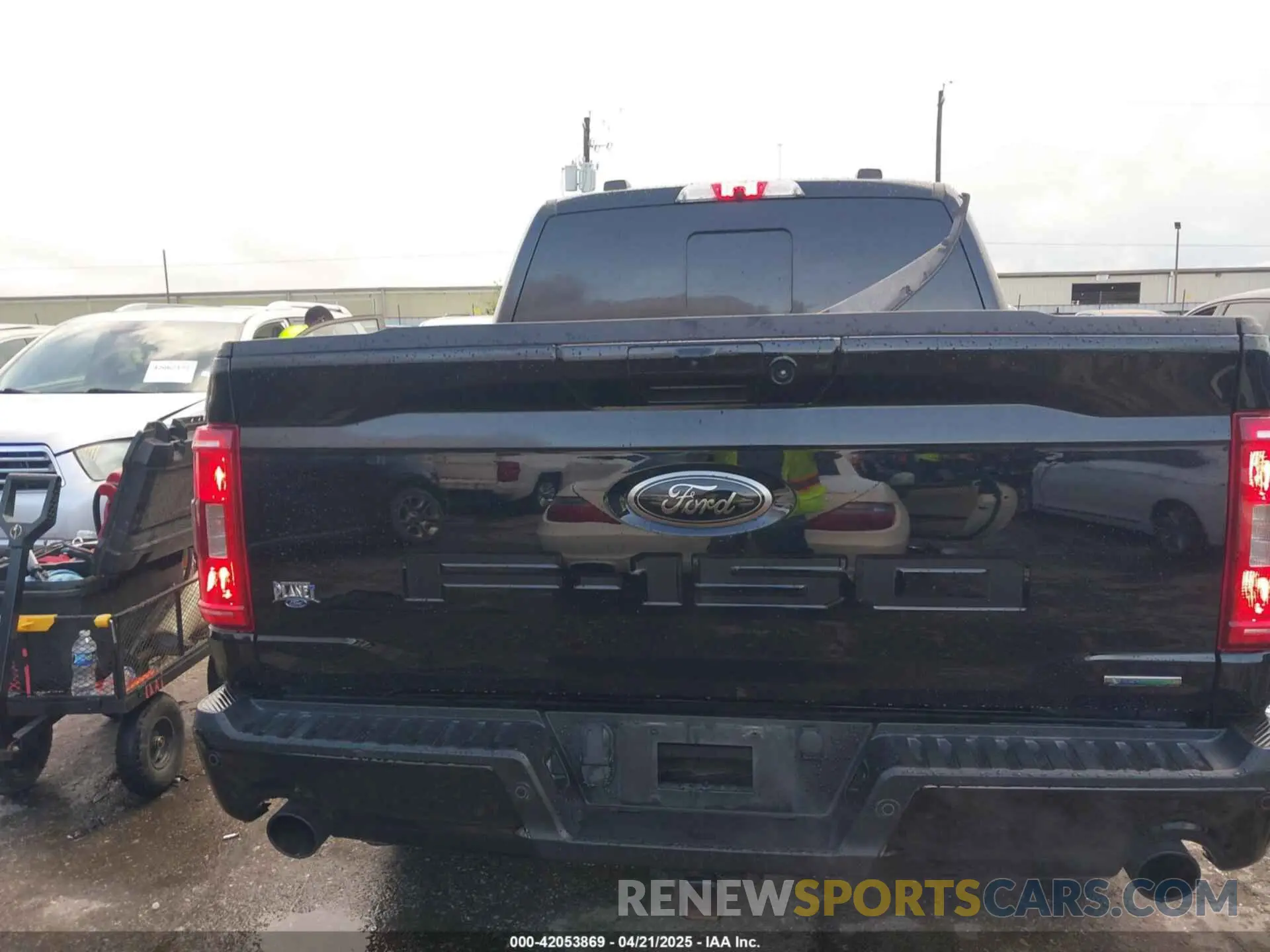 16 Photograph of a damaged car 1FTFW1E85NFC08330 FORD F-150 2022