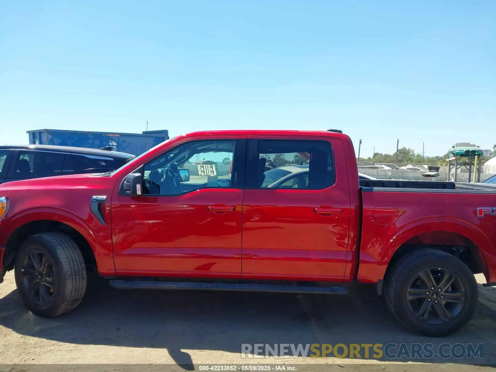 15 Photograph of a damaged car 1FTFW1E85NKD89582 FORD F-150 2022