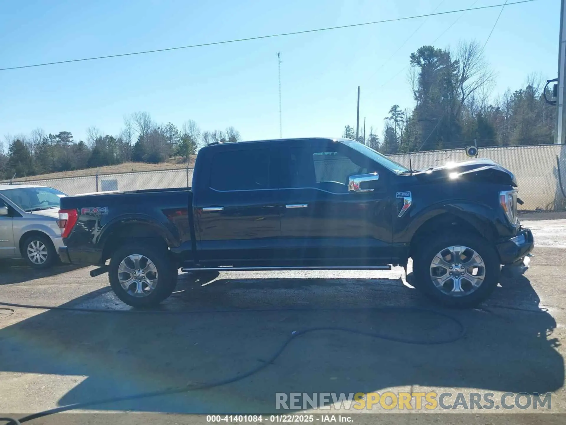 14 Photograph of a damaged car 1FTFW1E86NFA23798 FORD F-150 2022