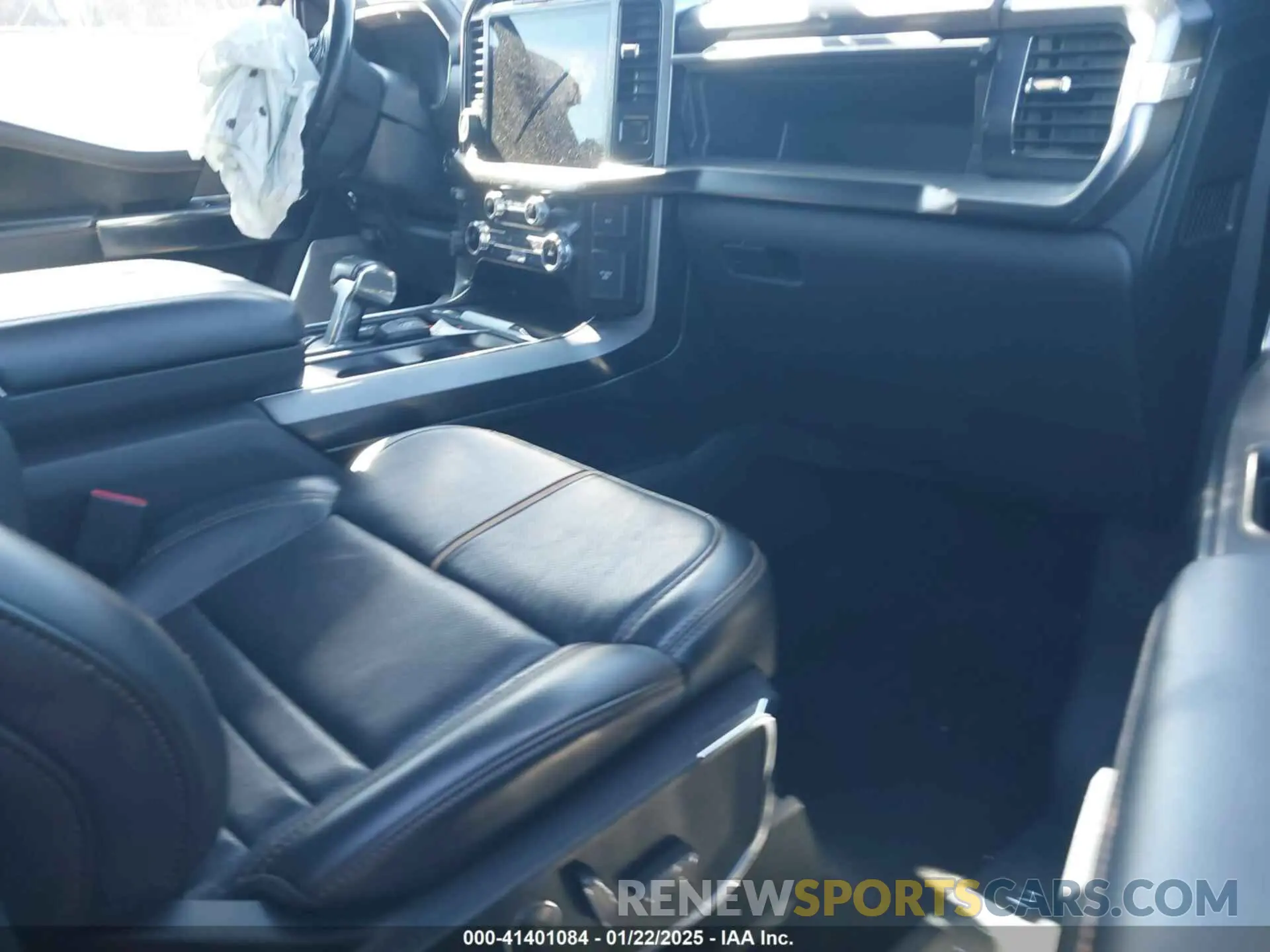 5 Photograph of a damaged car 1FTFW1E86NFA23798 FORD F-150 2022
