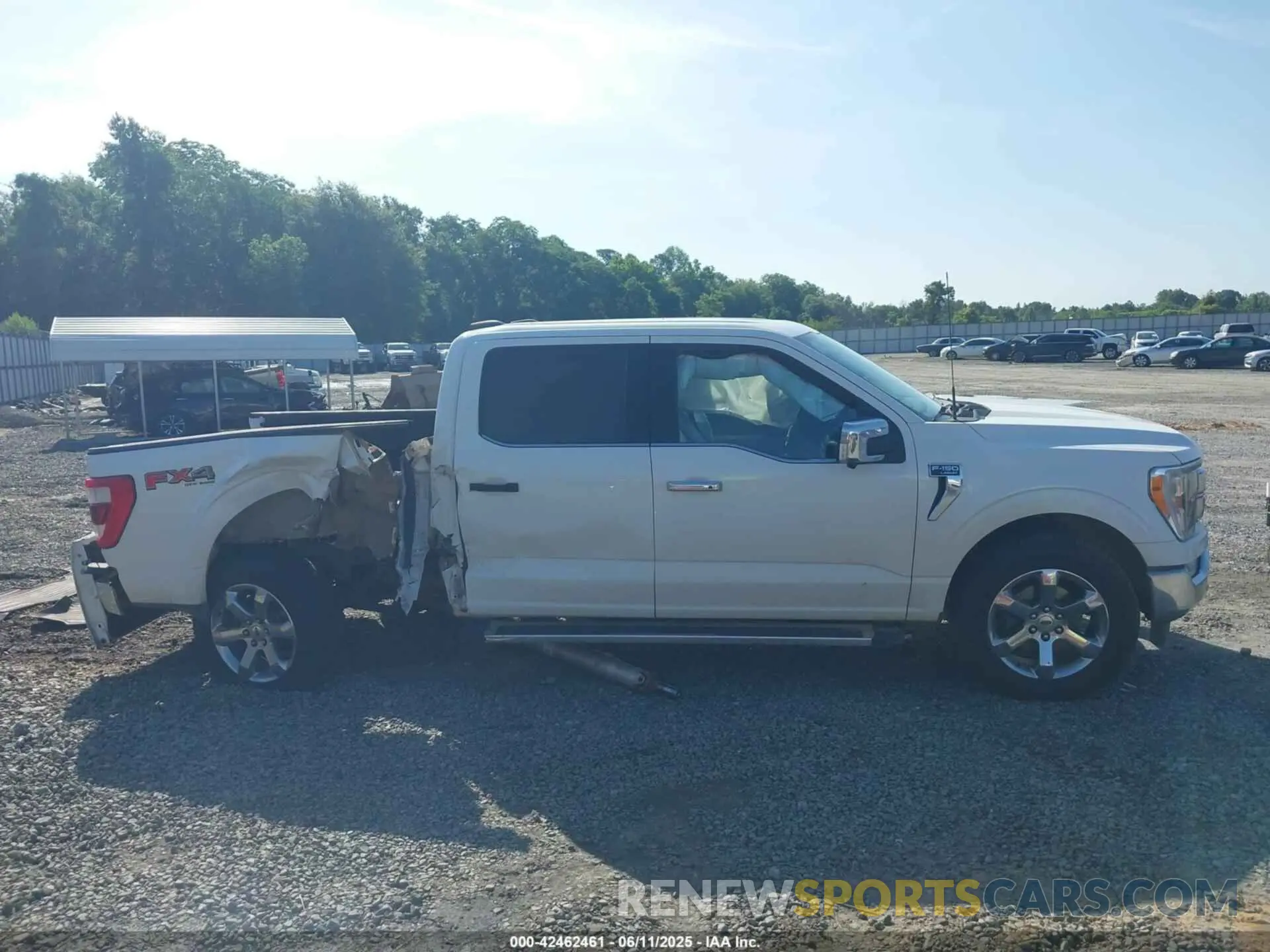 13 Photograph of a damaged car 1FTFW1E86NFA40763 FORD F-150 2022