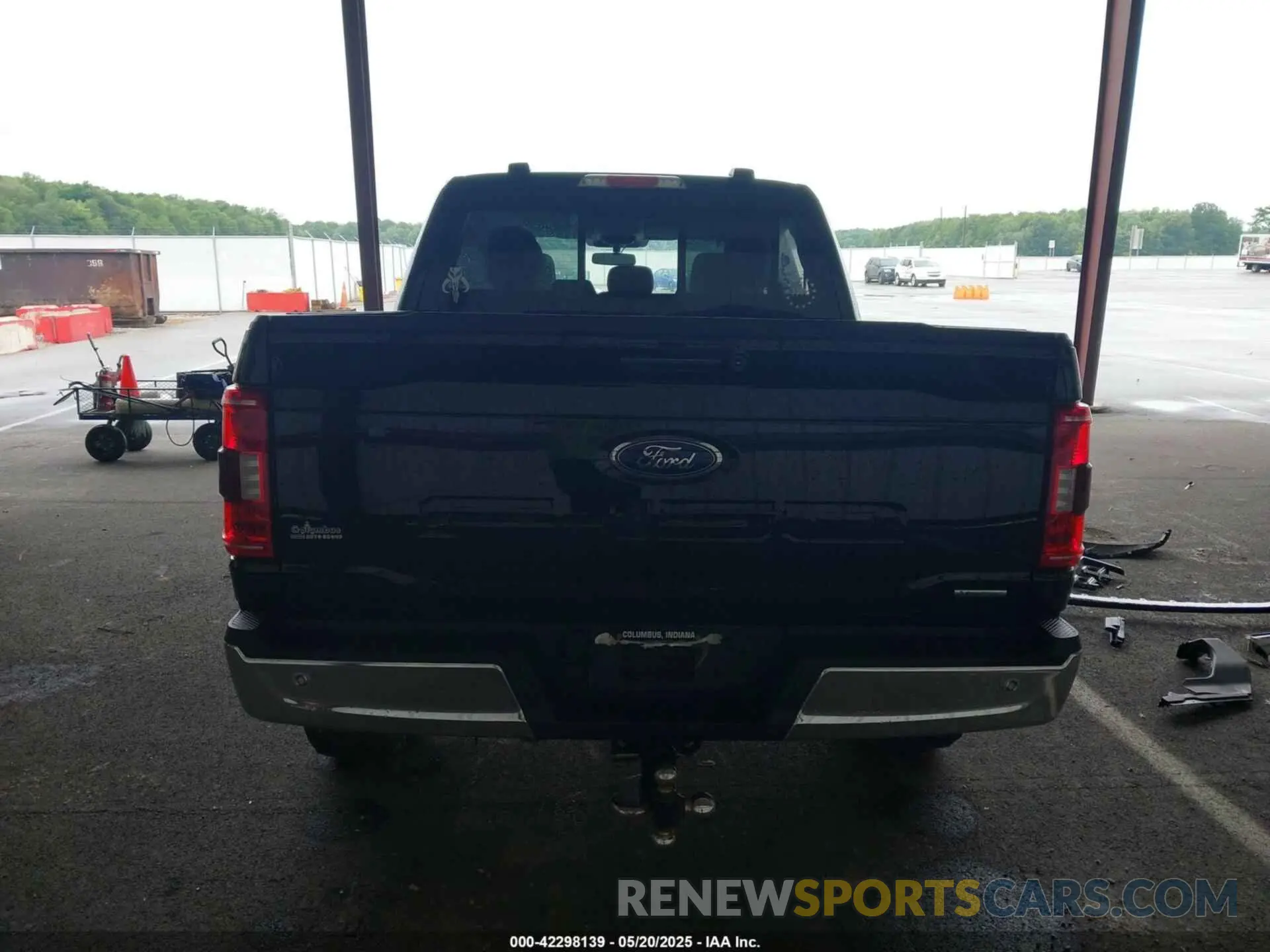 17 Photograph of a damaged car 1FTFW1E88NFA88622 FORD F-150 2022