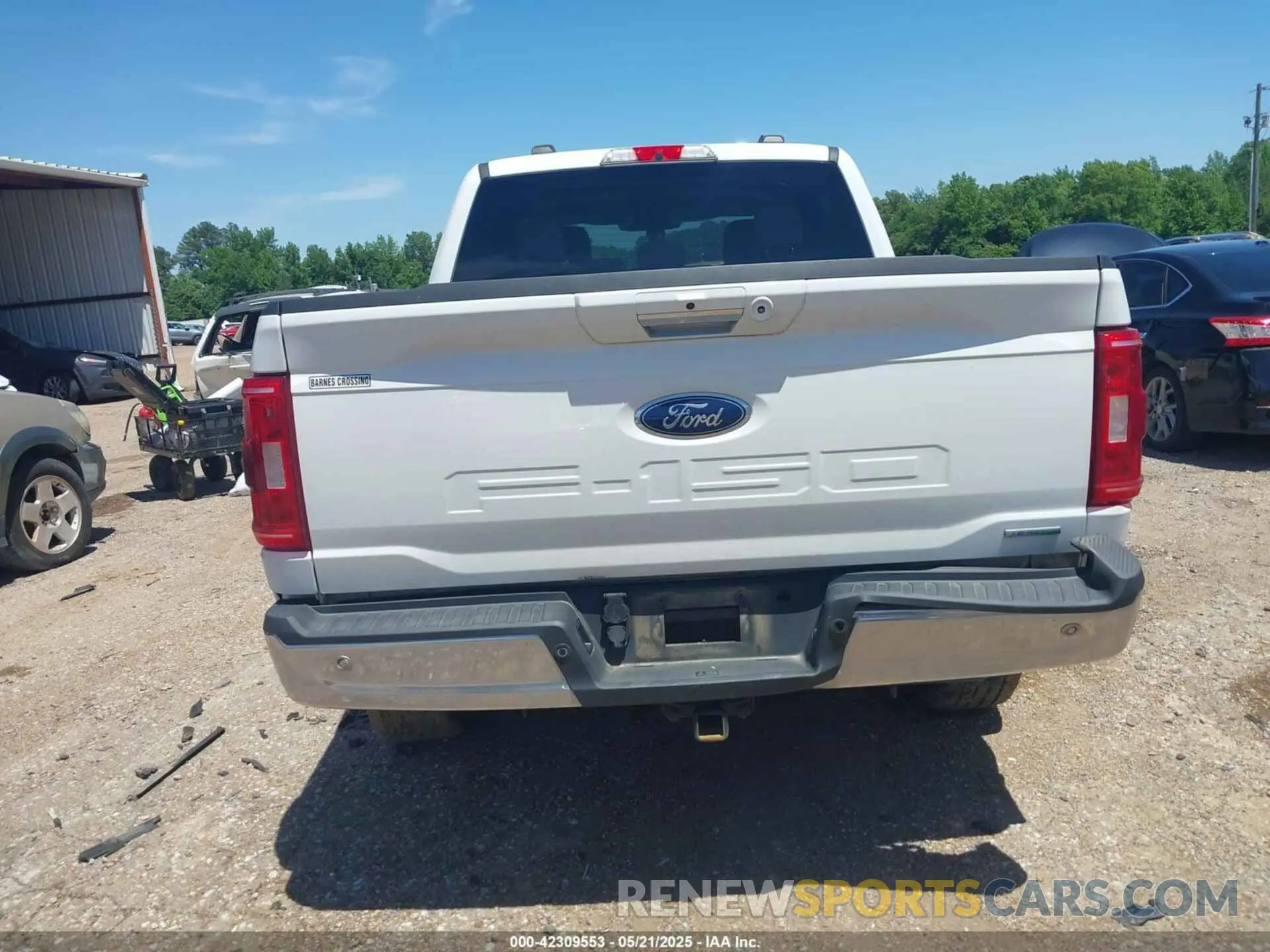 17 Photograph of a damaged car 1FTFW1E88NKD33555 FORD F-150 2022