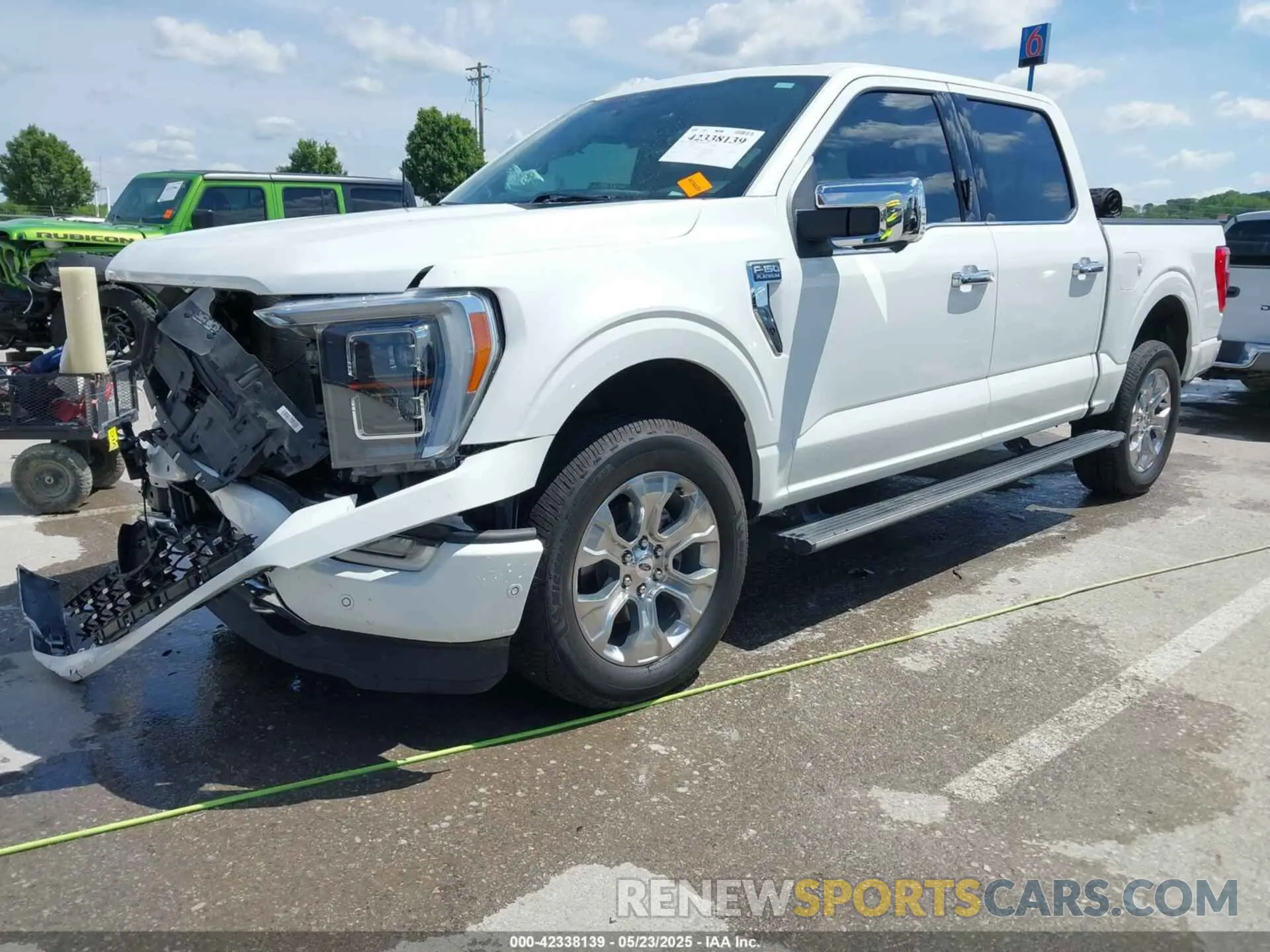 2 Photograph of a damaged car 1FTFW1E89NFB71217 FORD F-150 2022