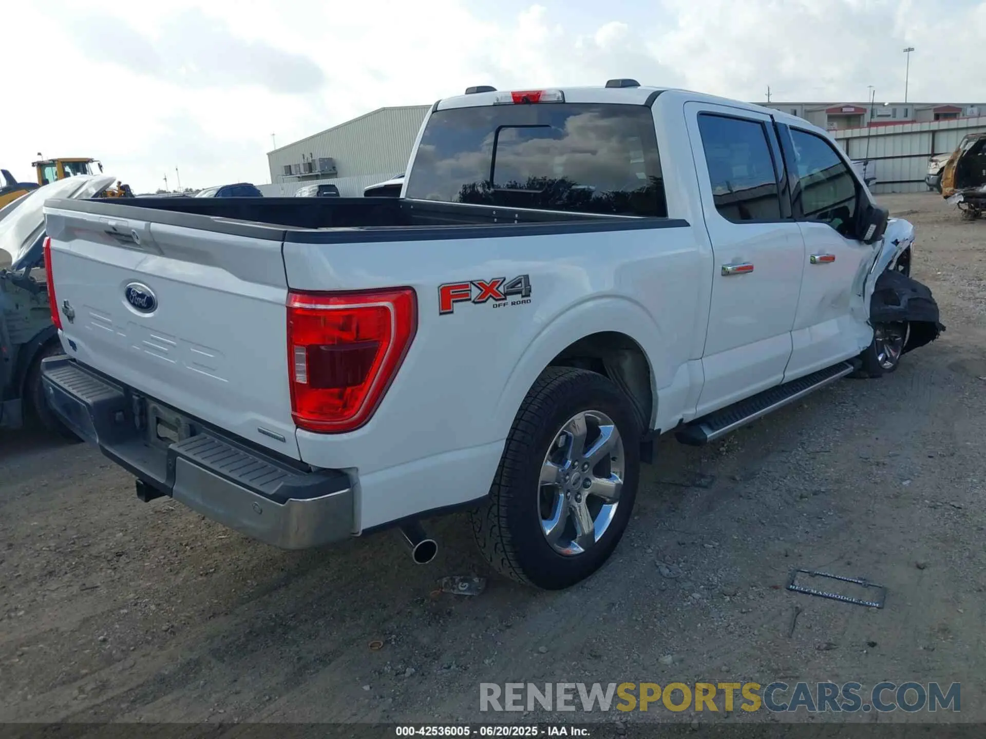 4 Photograph of a damaged car 1FTFW1E8XNFA67531 FORD F-150 2022