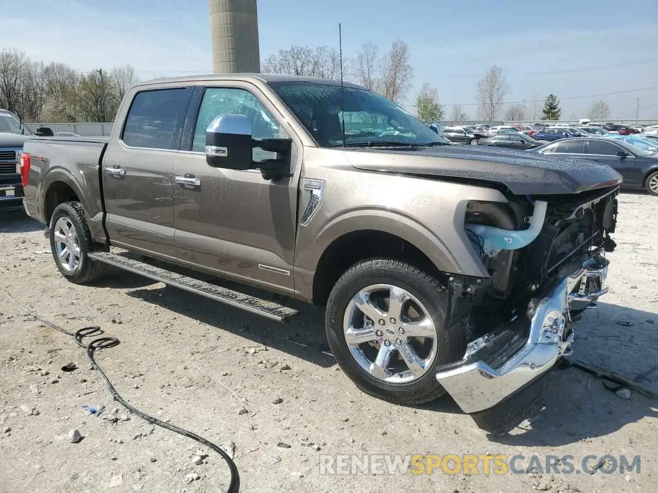 4 Photograph of a damaged car 1FTFW1ED4NFB39112 FORD F-150 2022
