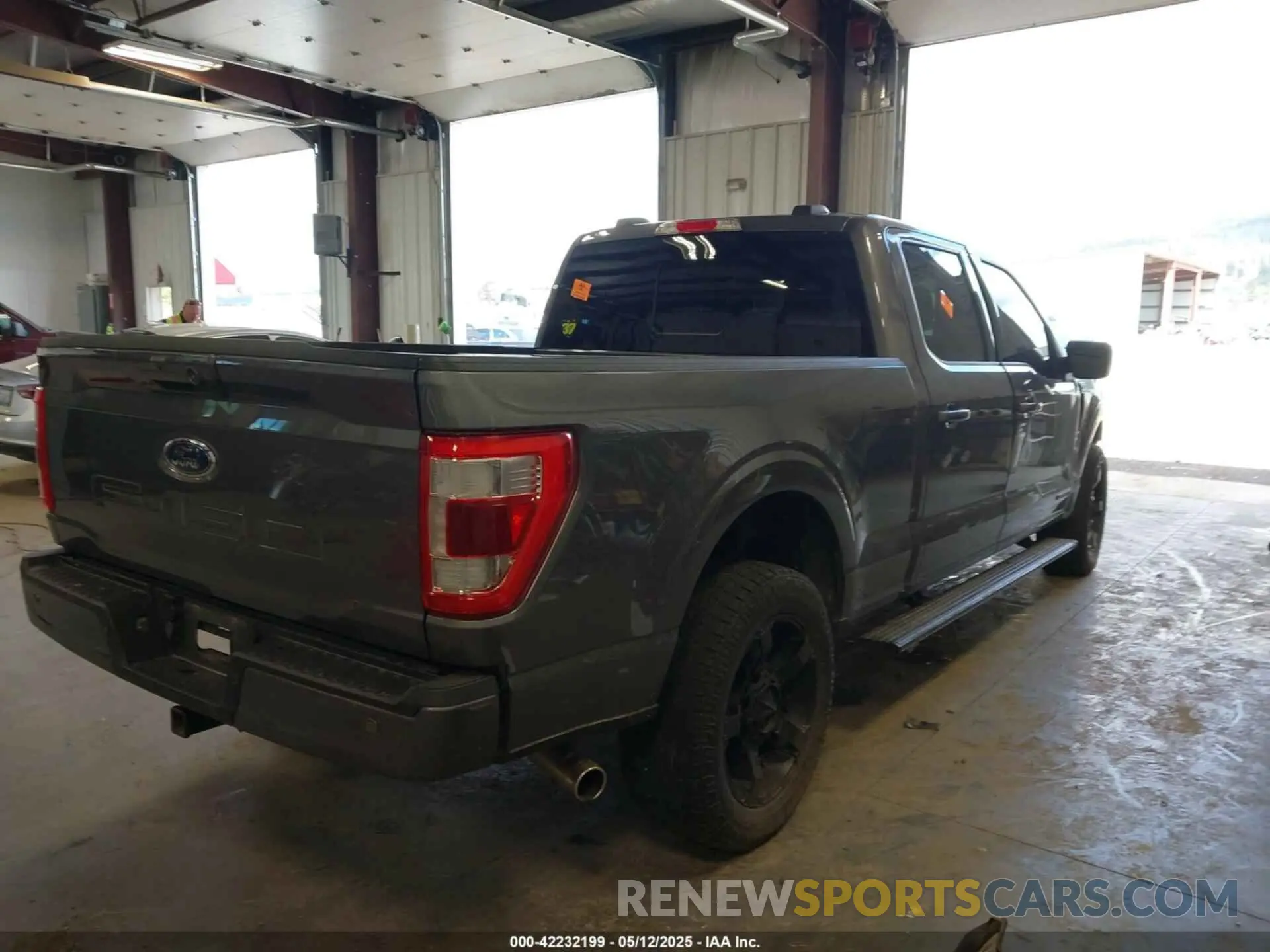 4 Photograph of a damaged car 1FTFW1ED6NFA93525 FORD F-150 2022