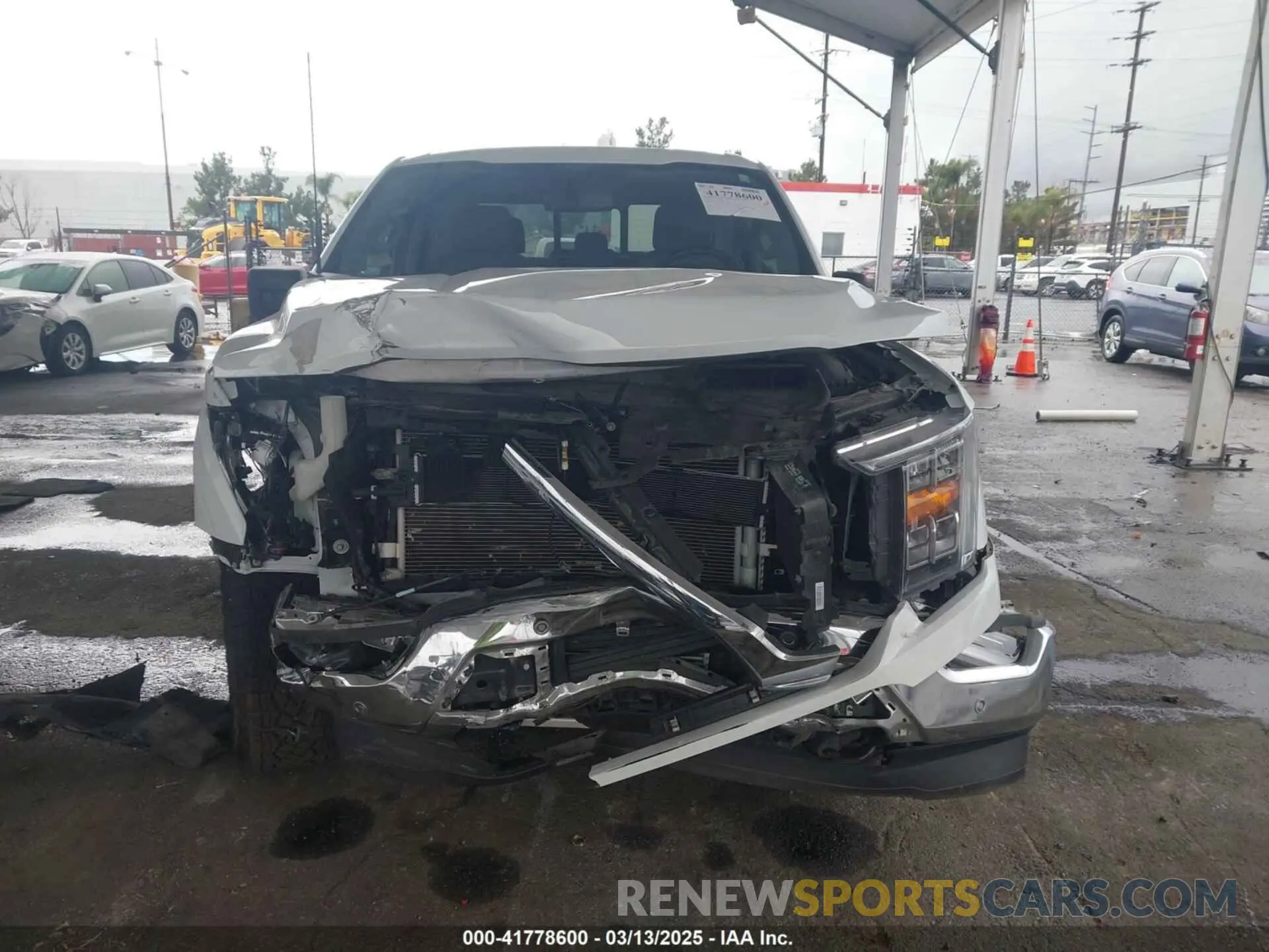 12 Photograph of a damaged car 1FTFW1ED7NFB06461 FORD F-150 2022
