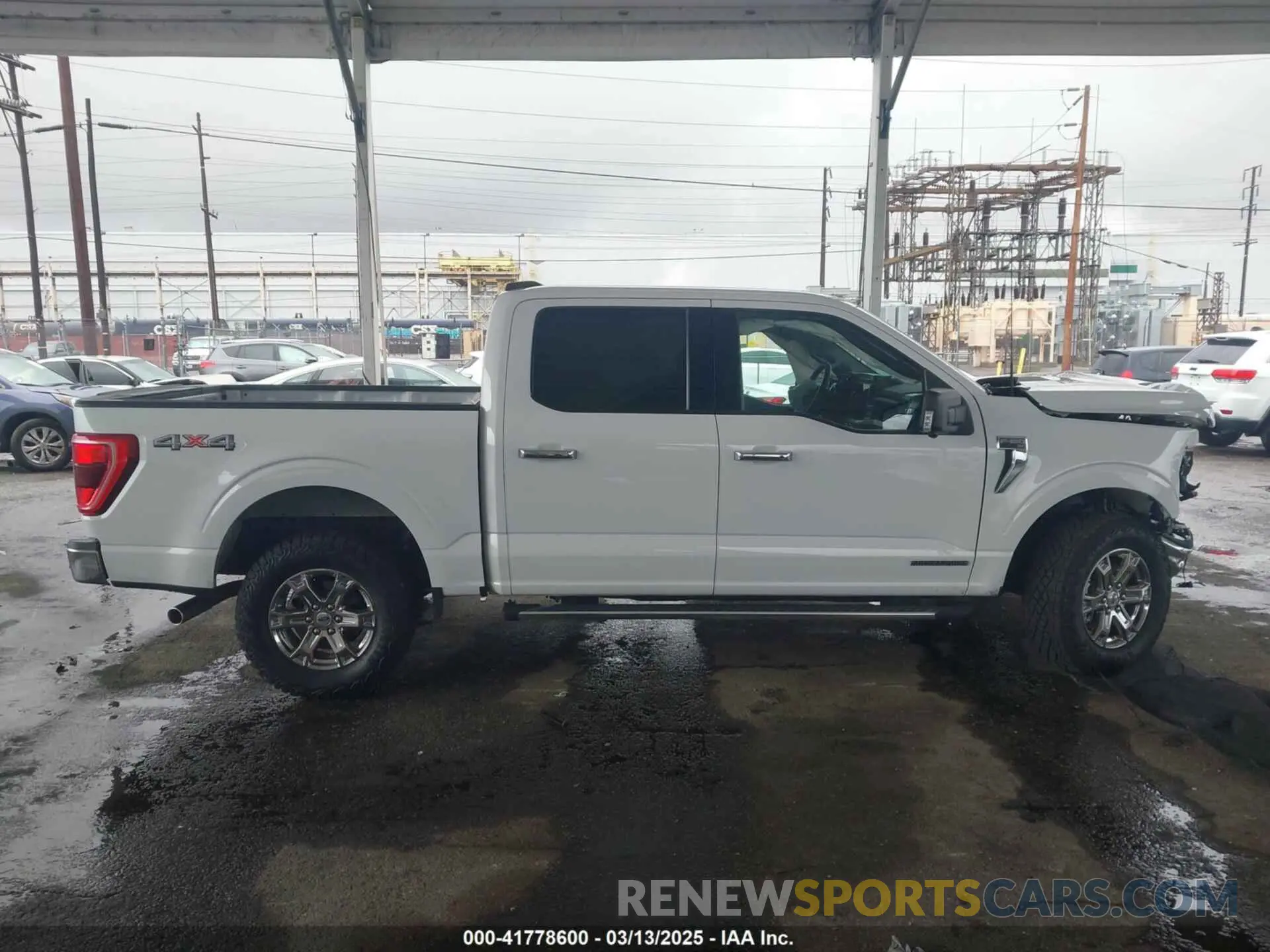 13 Photograph of a damaged car 1FTFW1ED7NFB06461 FORD F-150 2022