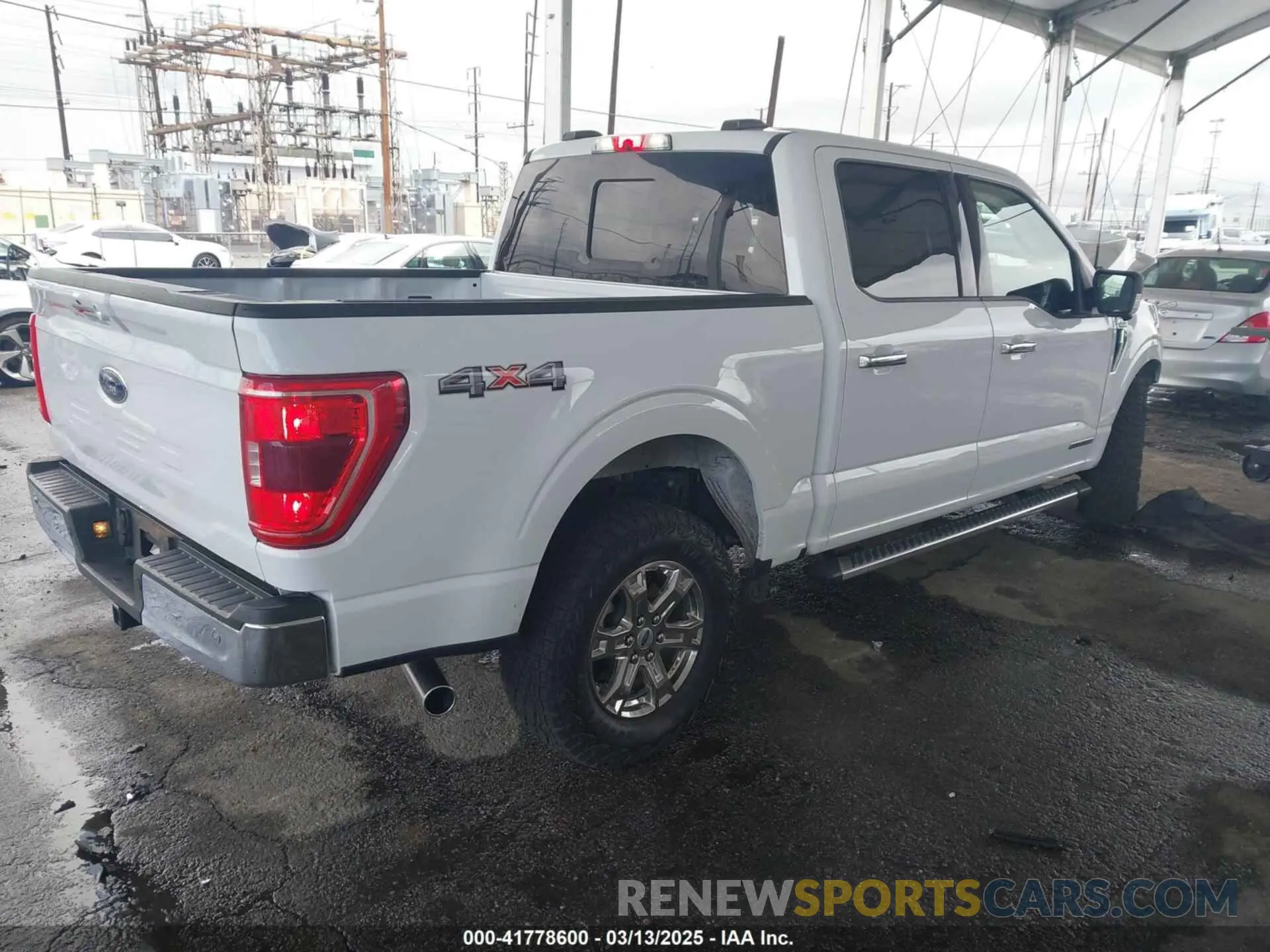 4 Photograph of a damaged car 1FTFW1ED7NFB06461 FORD F-150 2022