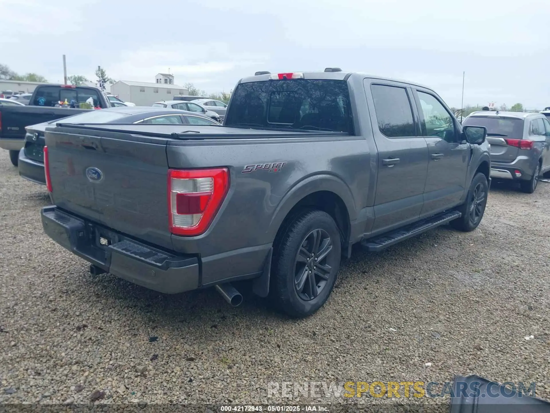 4 Photograph of a damaged car 1FTFW1ED8NFA08023 FORD F-150 2022