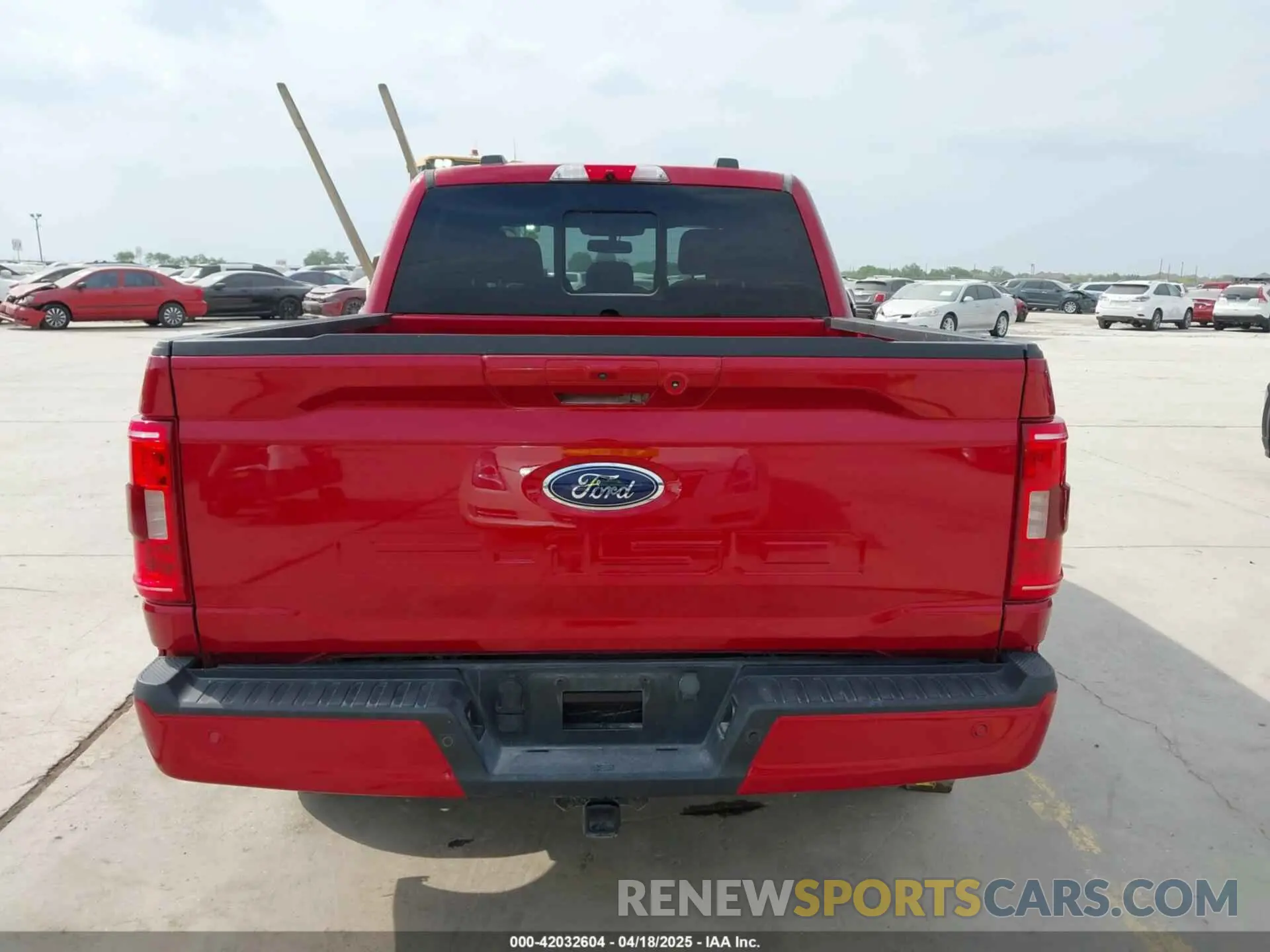 16 Photograph of a damaged car 1FTFW1ED8NFA67783 FORD F-150 2022