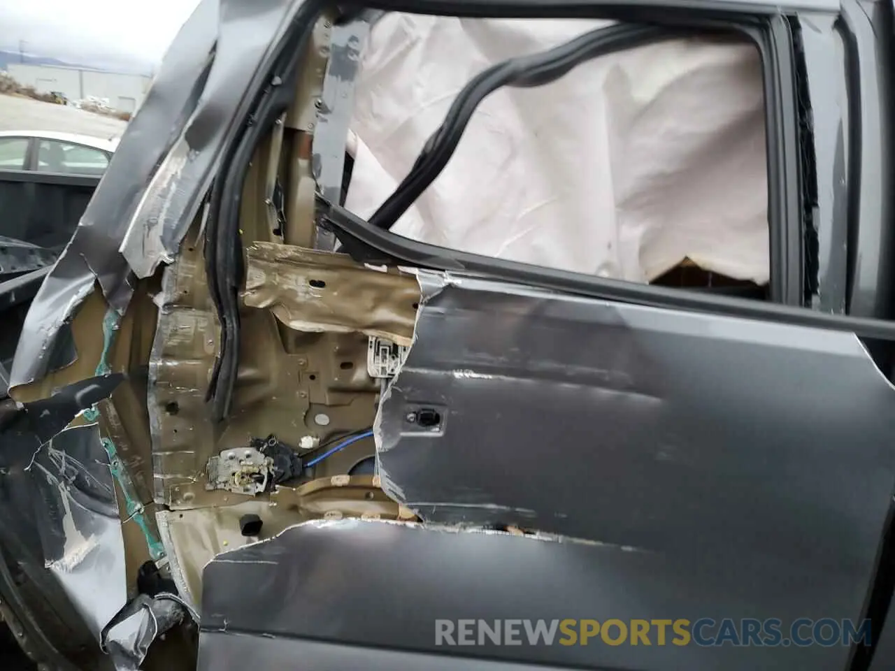 10 Photograph of a damaged car 1FTFW1EDXNFA16933 FORD F-150 2022