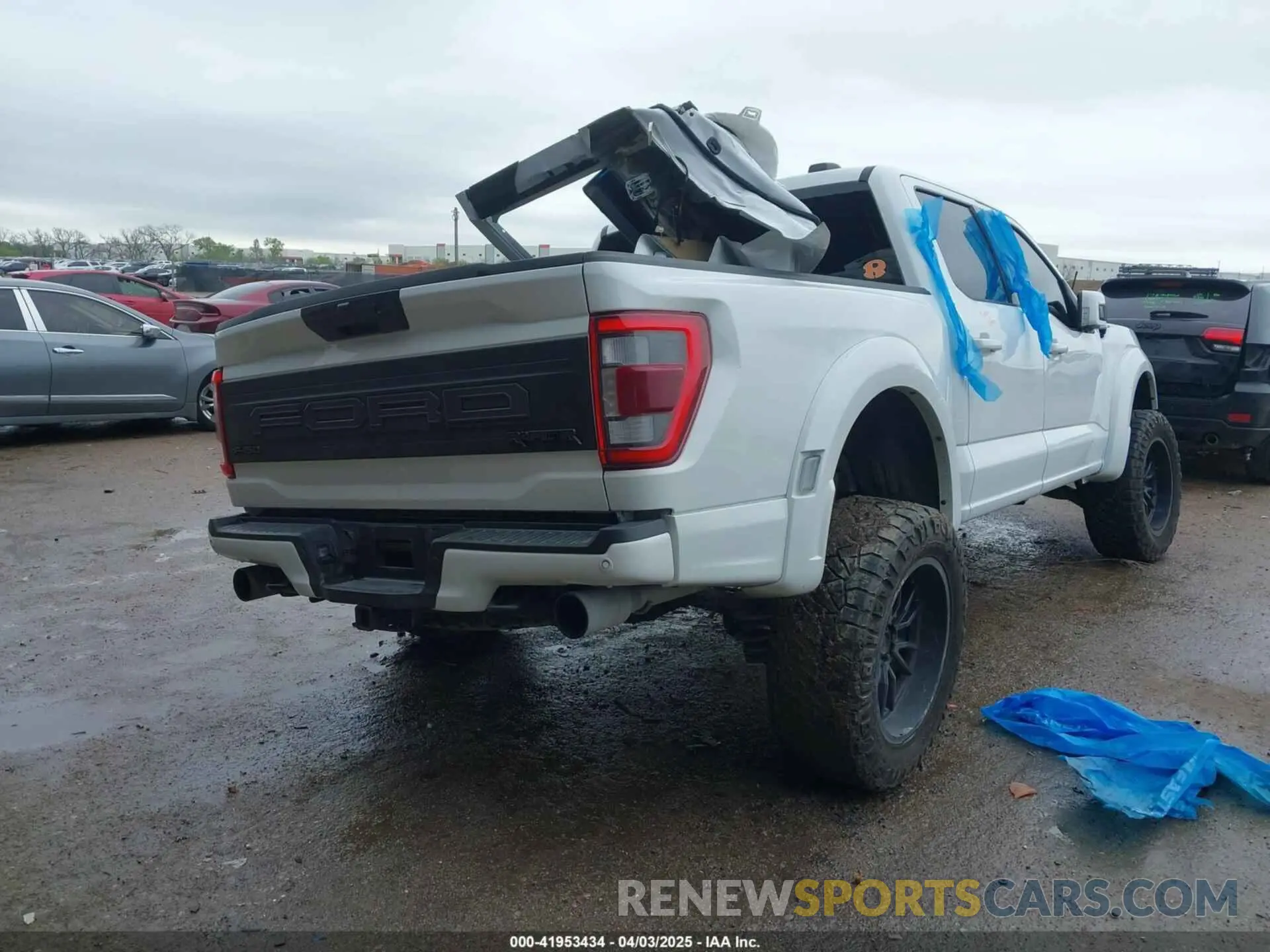 4 Photograph of a damaged car 1FTFW1RG3NFB15405 FORD F-150 2022