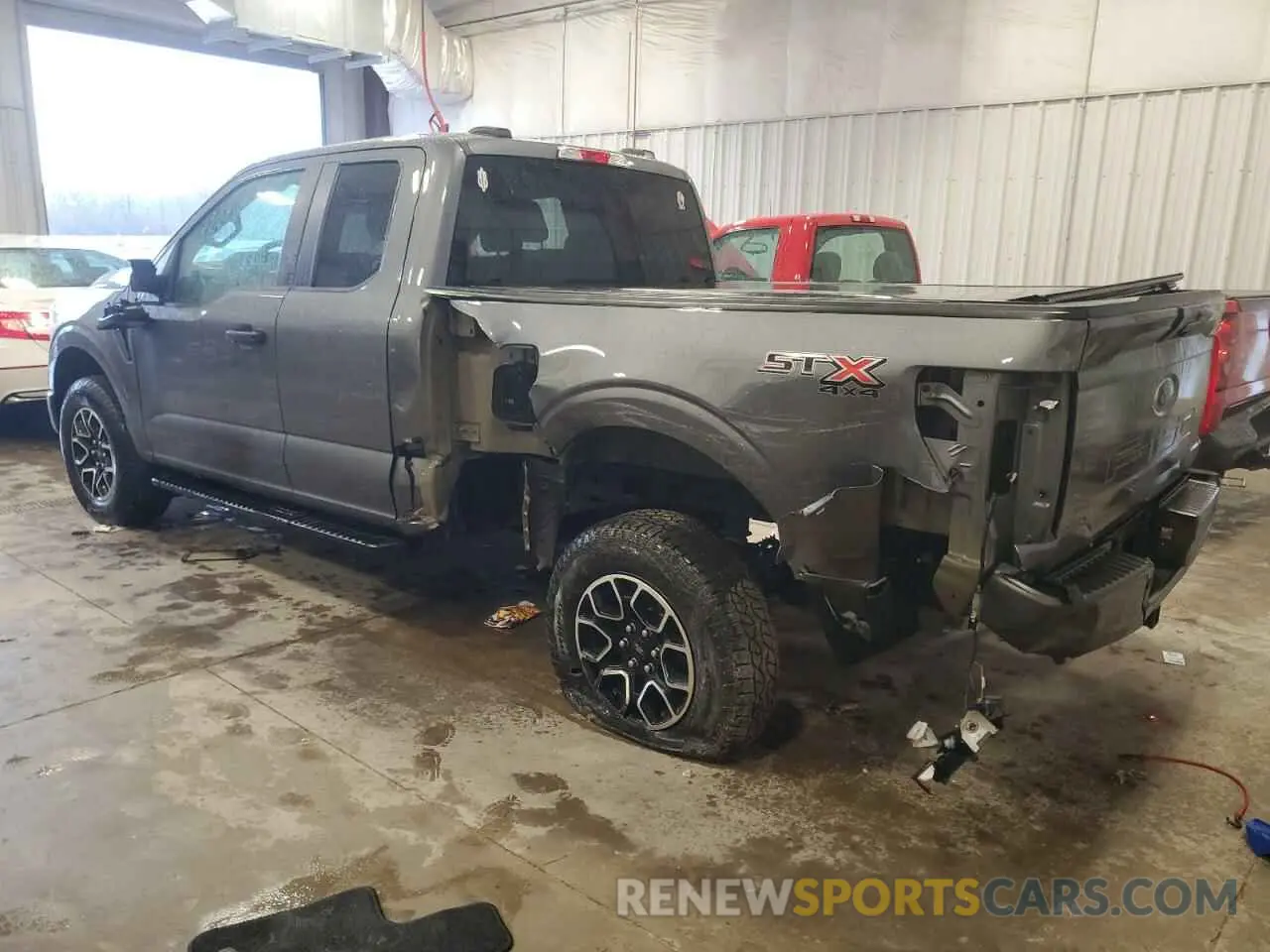 2 Photograph of a damaged car 1FTFX1E51NFA24893 FORD F-150 2022