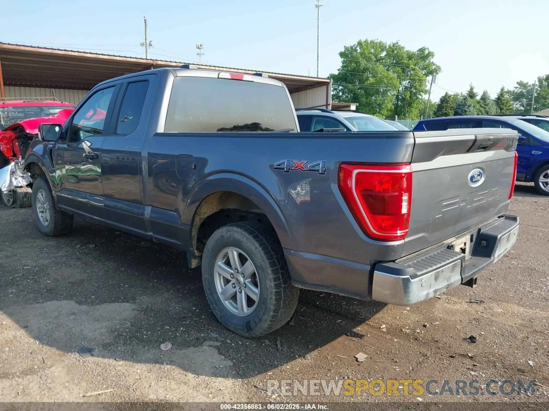 3 Photograph of a damaged car 1FTFX1E51NKE34438 FORD F-150 2022