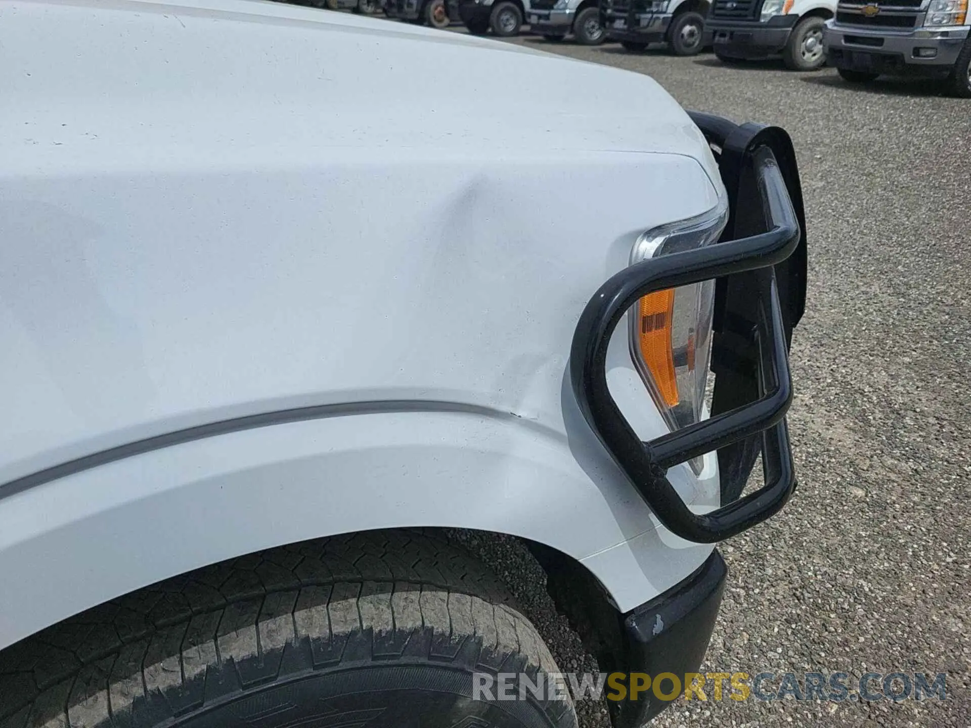 8 Photograph of a damaged car 1FTFX1E51NKE54673 FORD F-150 2022