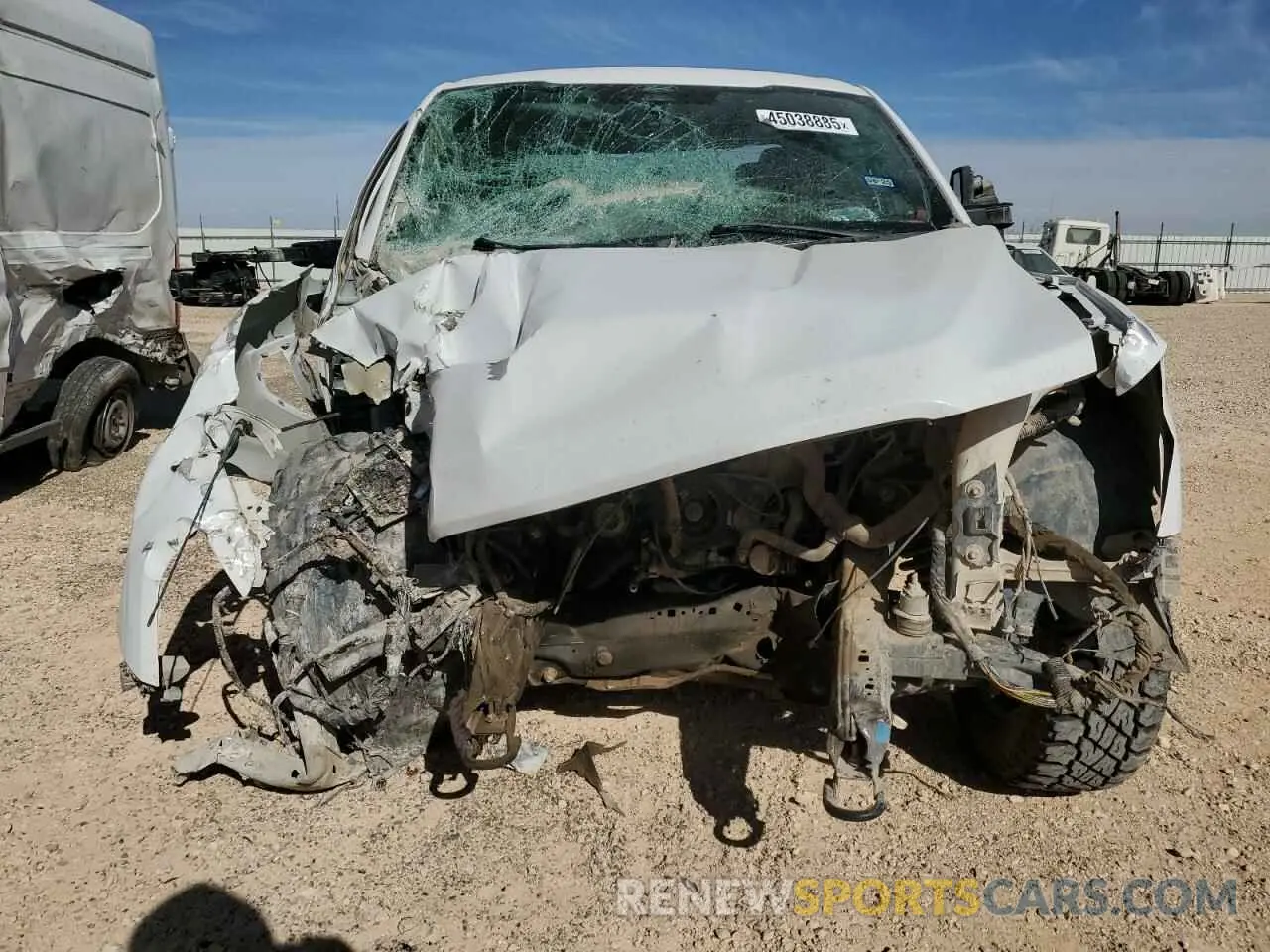 5 Photograph of a damaged car 1FTFX1E53NKE16829 FORD F-150 2022