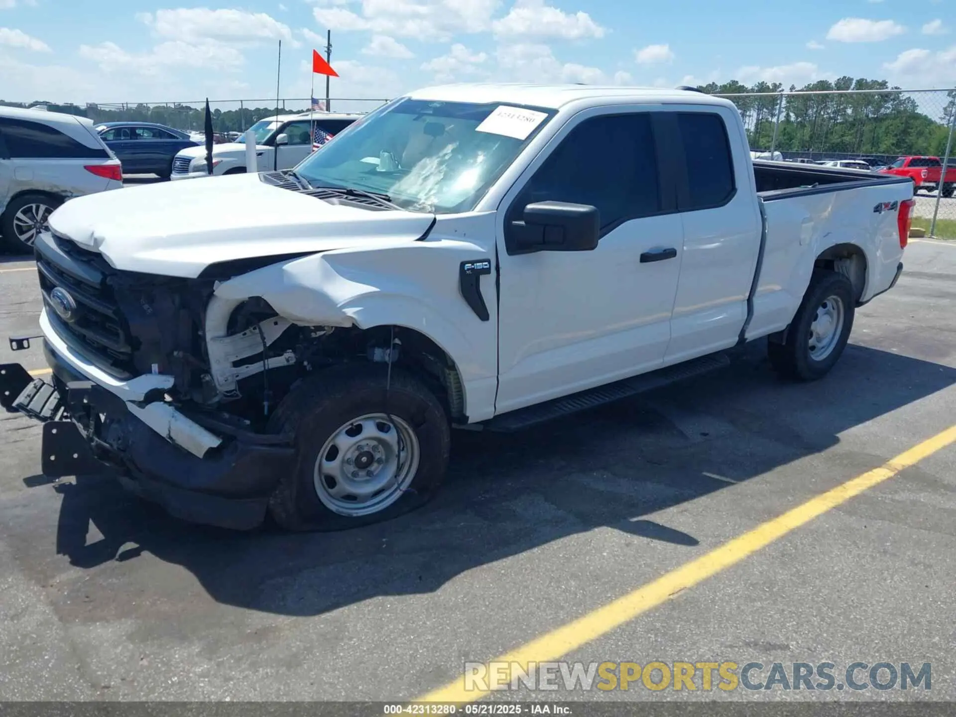 2 Photograph of a damaged car 1FTFX1E58NFB73477 FORD F-150 2022