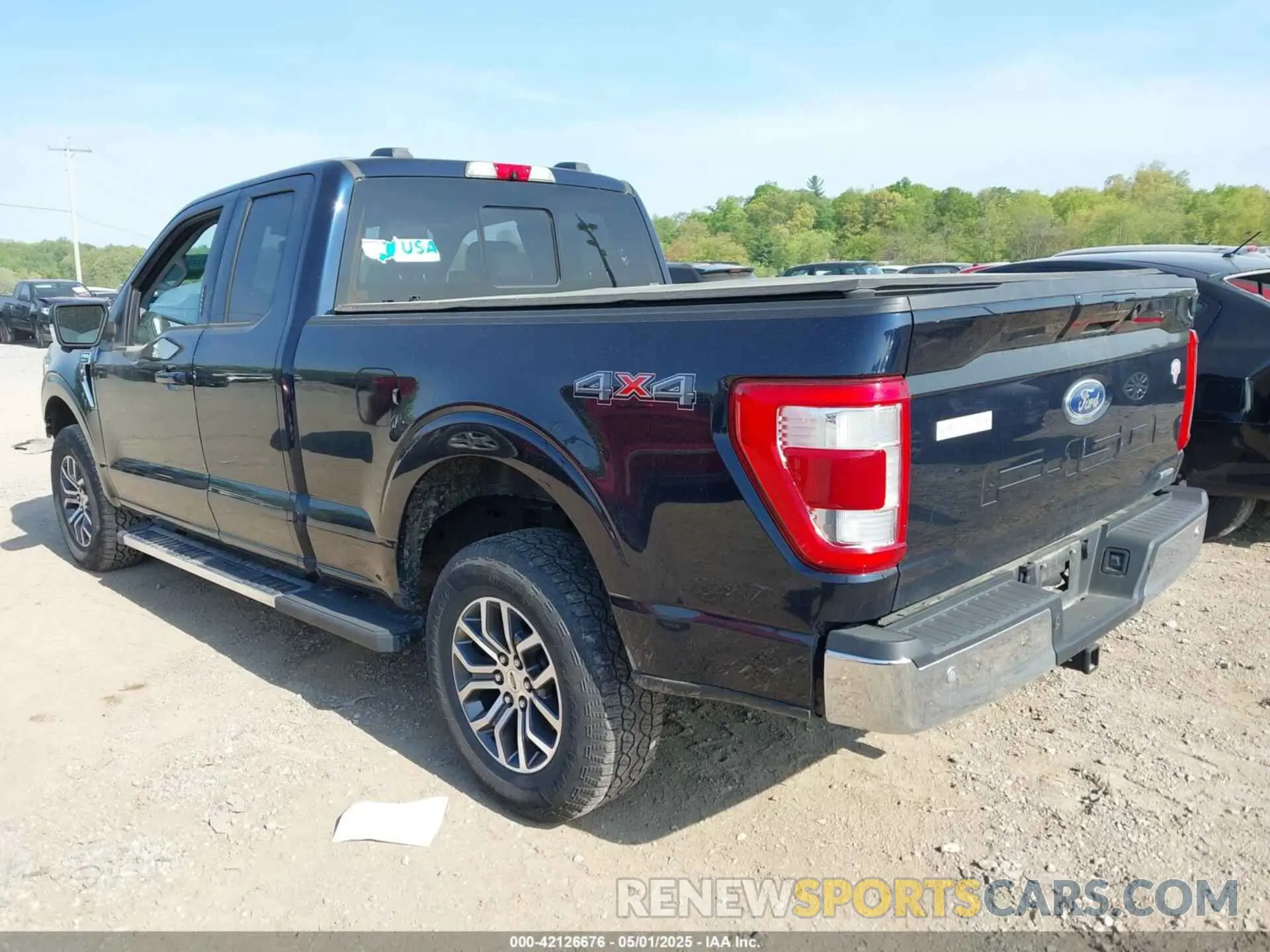3 Photograph of a damaged car 1FTFX1E84NFA00176 FORD F-150 2022
