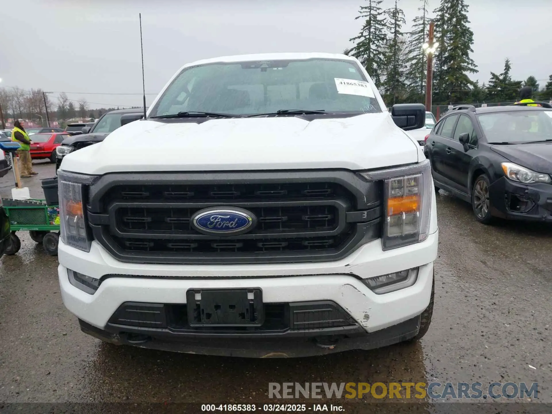 11 Photograph of a damaged car 1FTFX1E86NFA72769 FORD F-150 2022