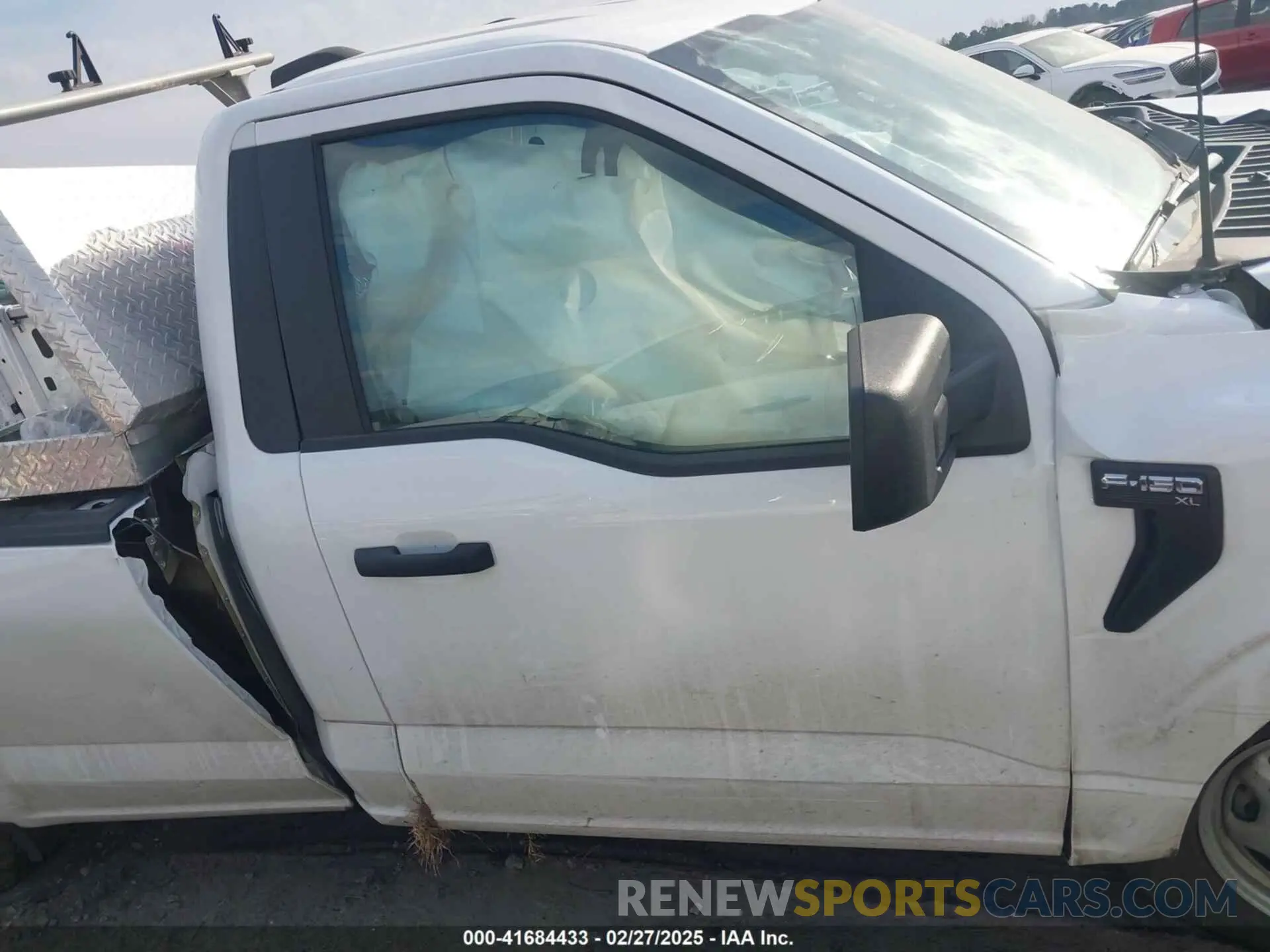 12 Photograph of a damaged car 1FTMF1CB2NKD95281 FORD F-150 2022